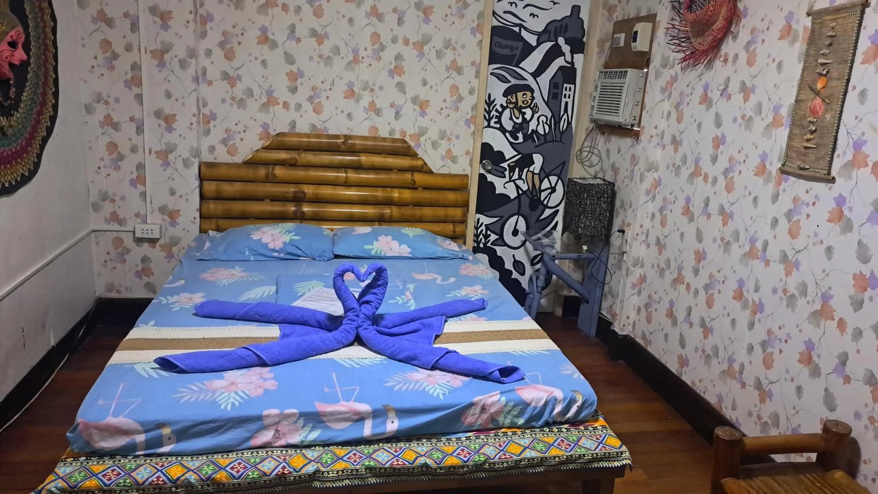 Bed in Bugoy Bikers Hostel