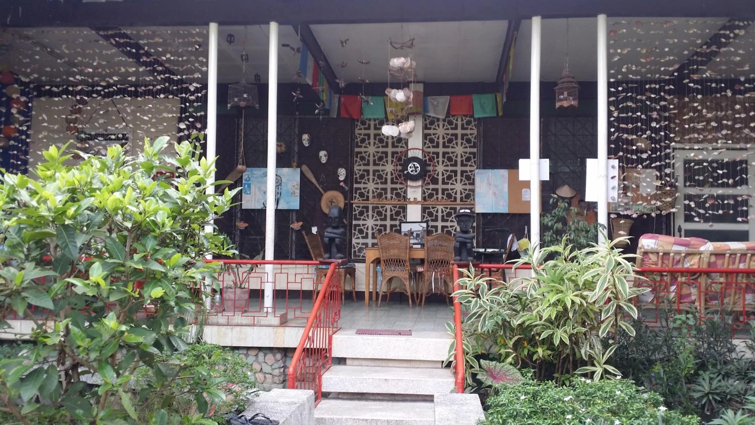 Facade/entrance in Bugoy Bikers Hostel
