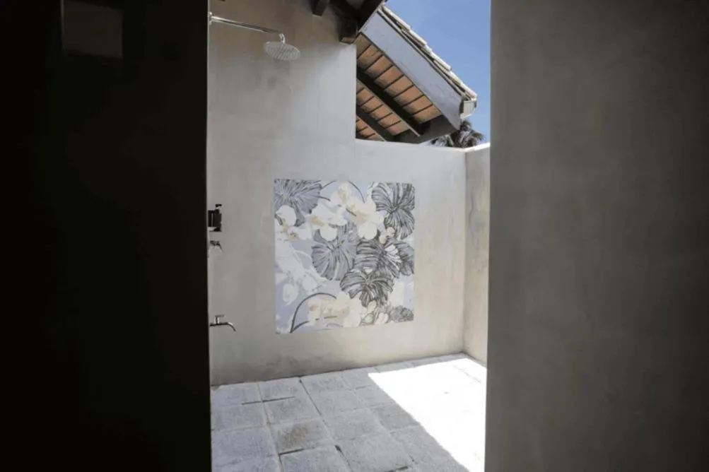 Hibiscus Beach Hotel & Villas