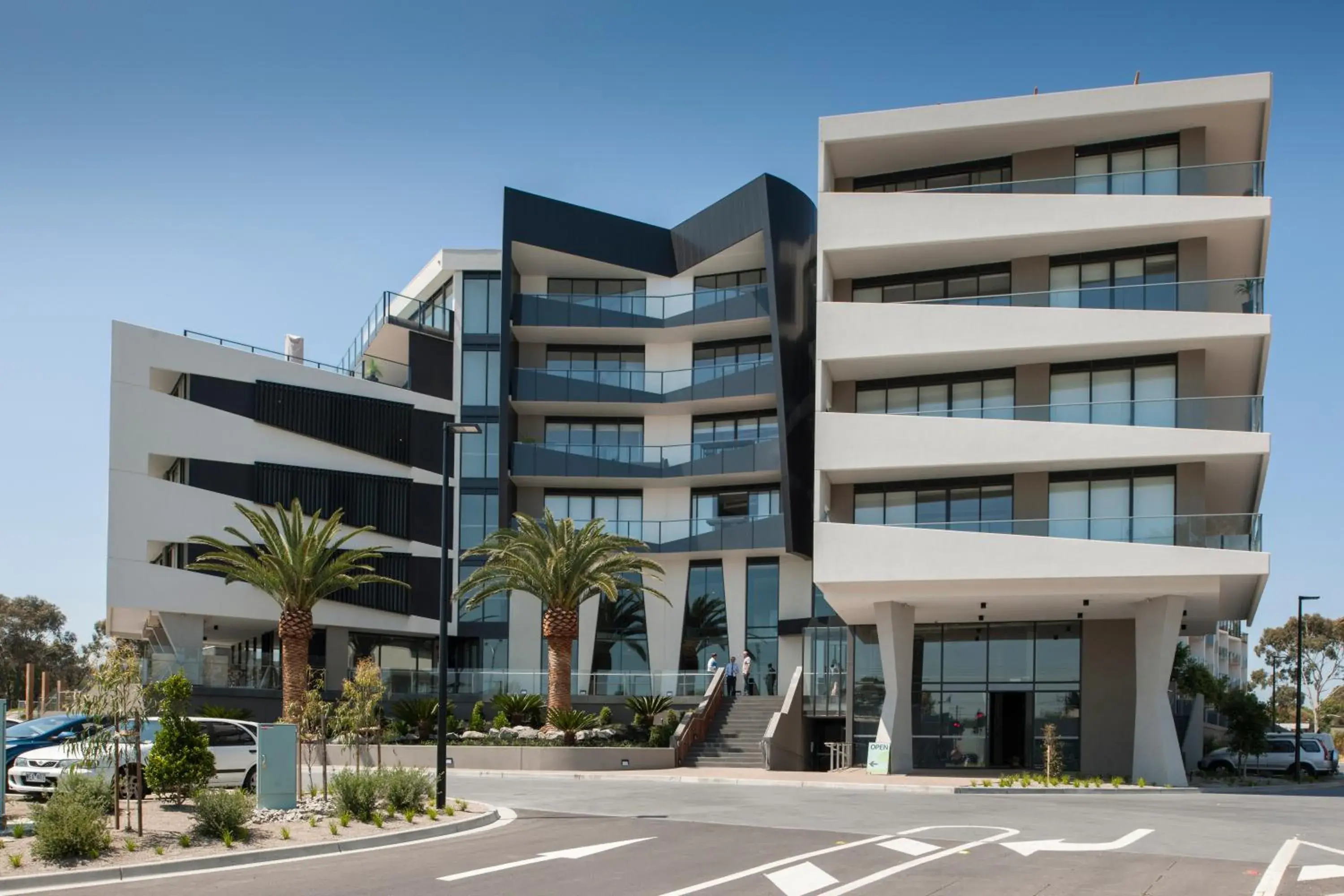 Property building in Caroline Serviced Apartments Sandringham Property building in Caroline Serviced Apartments Sandringham