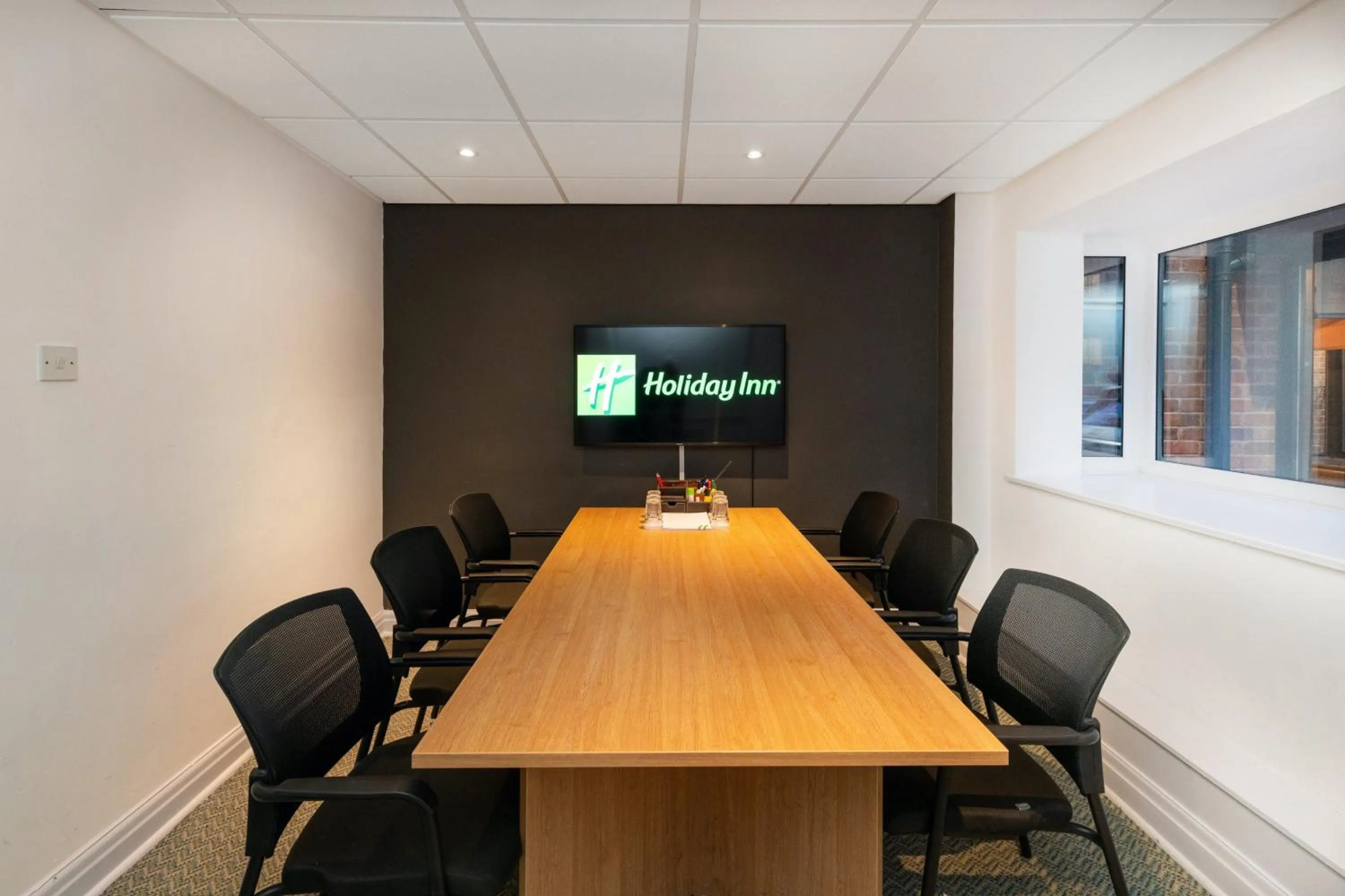 Meeting/conference room in Holiday Inn - Manchester - Oldham by IHG
