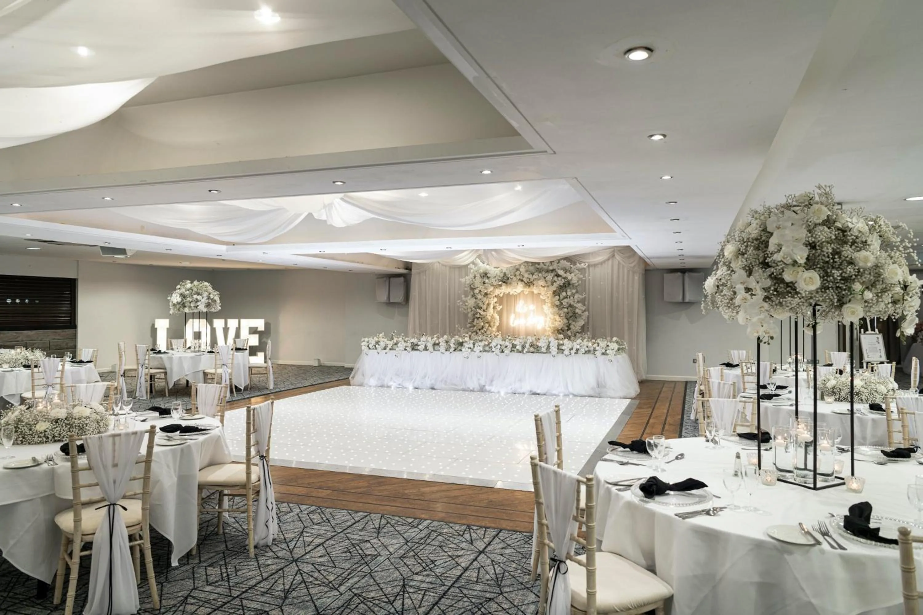 Meeting/conference room in Holiday Inn - Manchester - Oldham by IHG