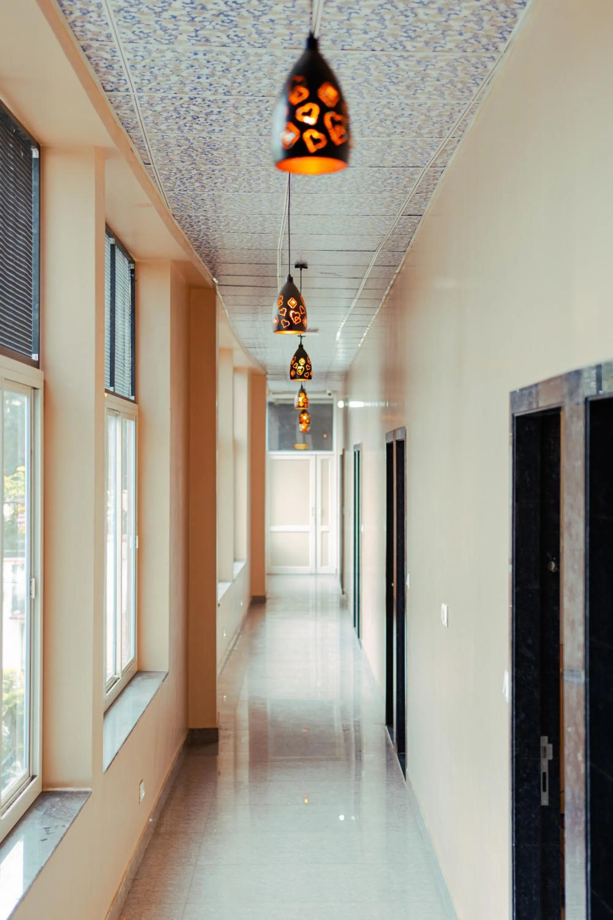 Lobby or reception in HOTEL METRO REGENCY INN