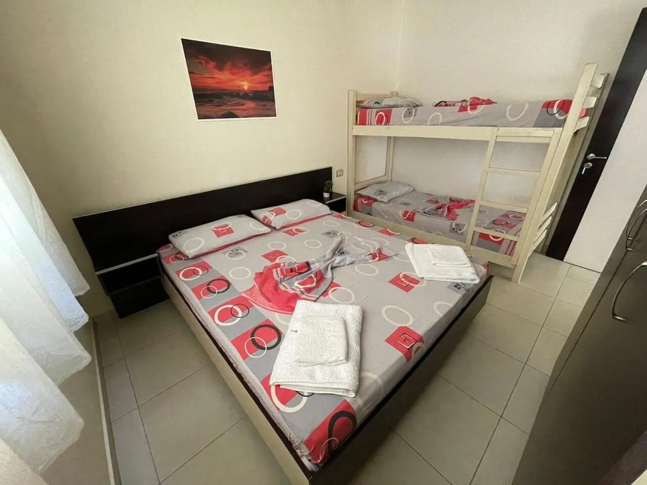 Bed in Aparthotel Vila Tufi