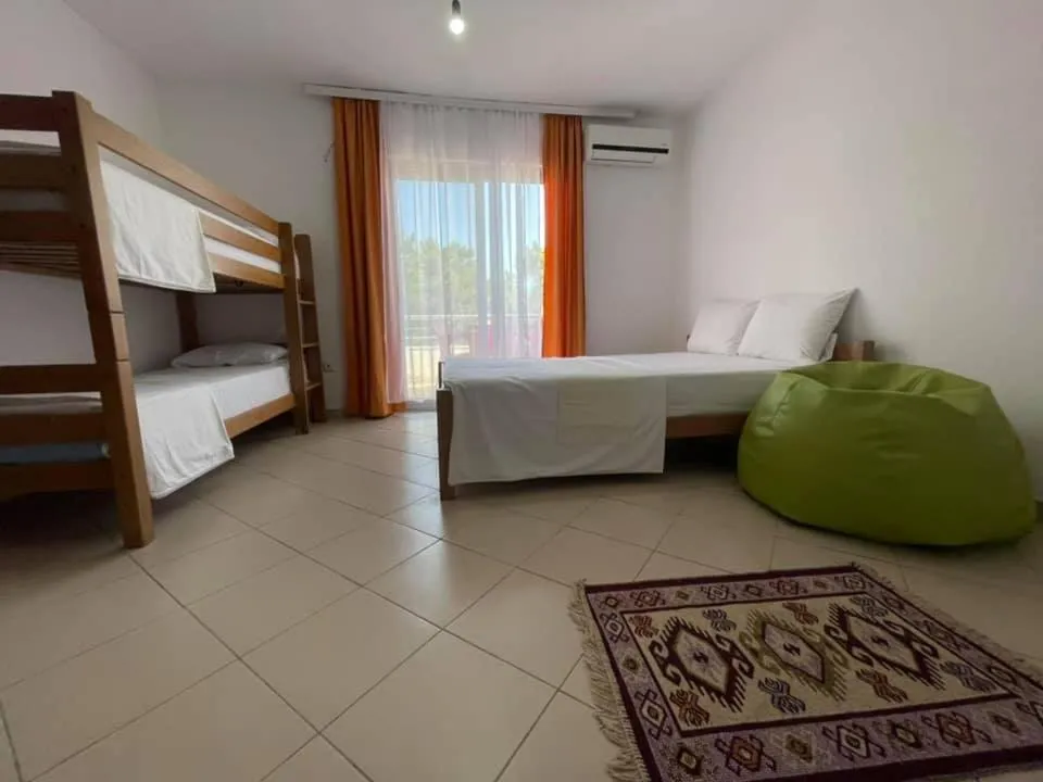 Bed in Aparthotel Vila Tufi