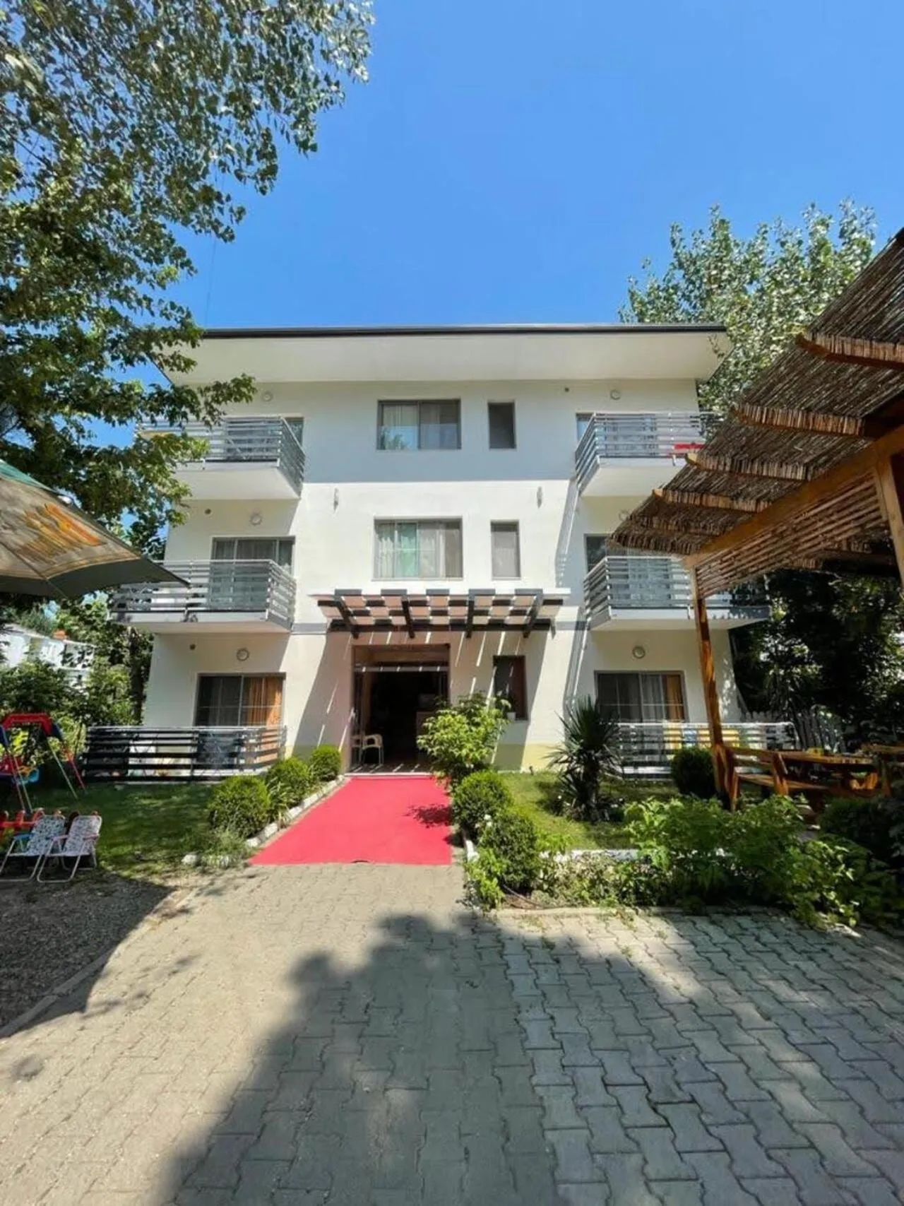 Aparthotel Vila Tufi