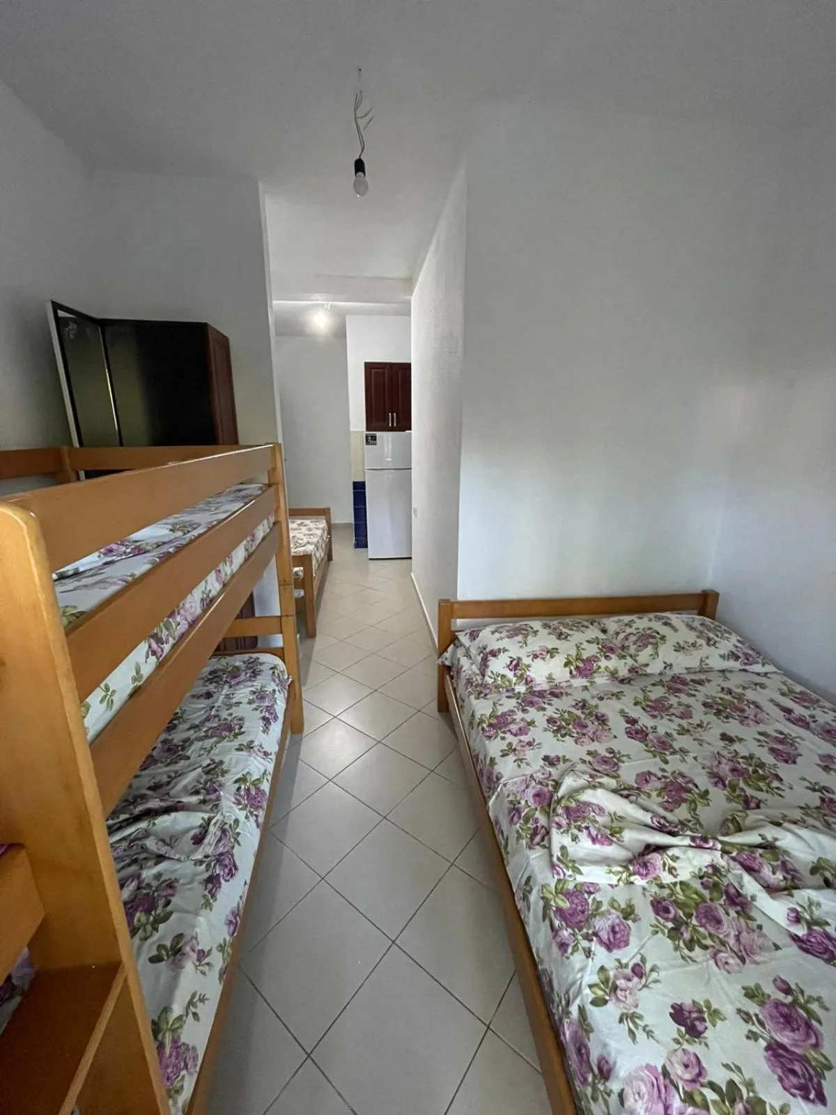 Bed in Aparthotel Vila Tufi