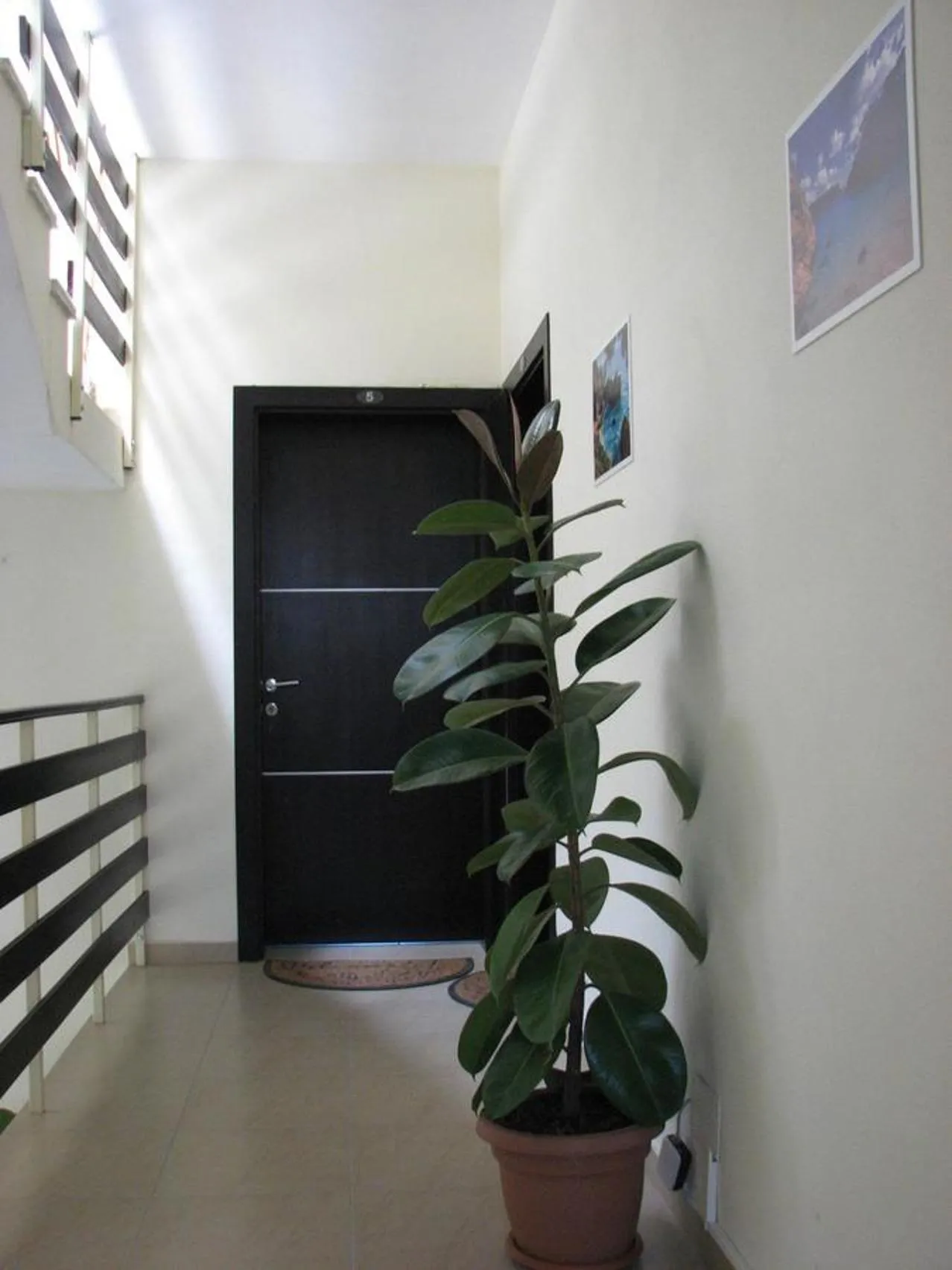 Aparthotel Vila Tufi