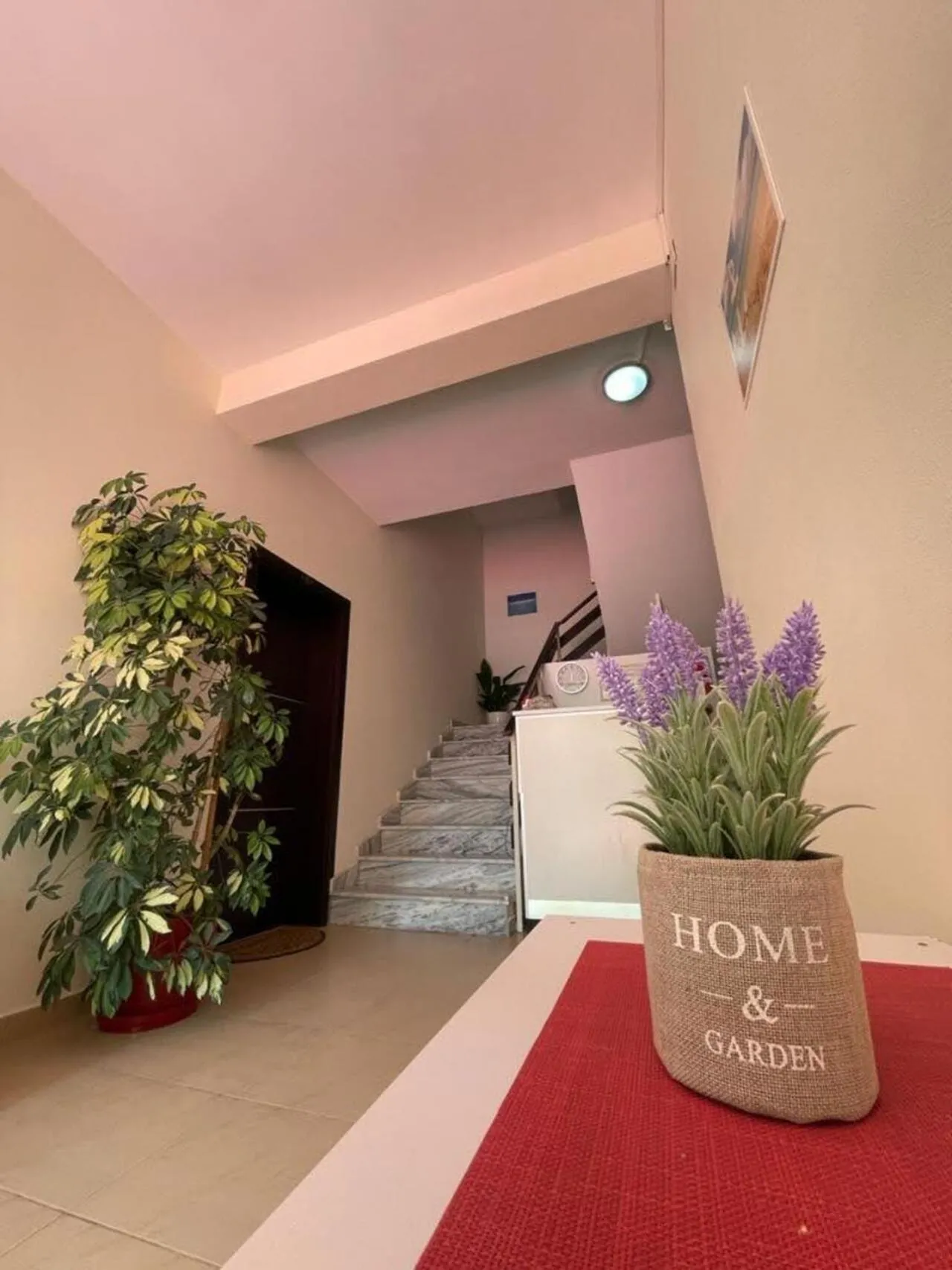 Aparthotel Vila Tufi
