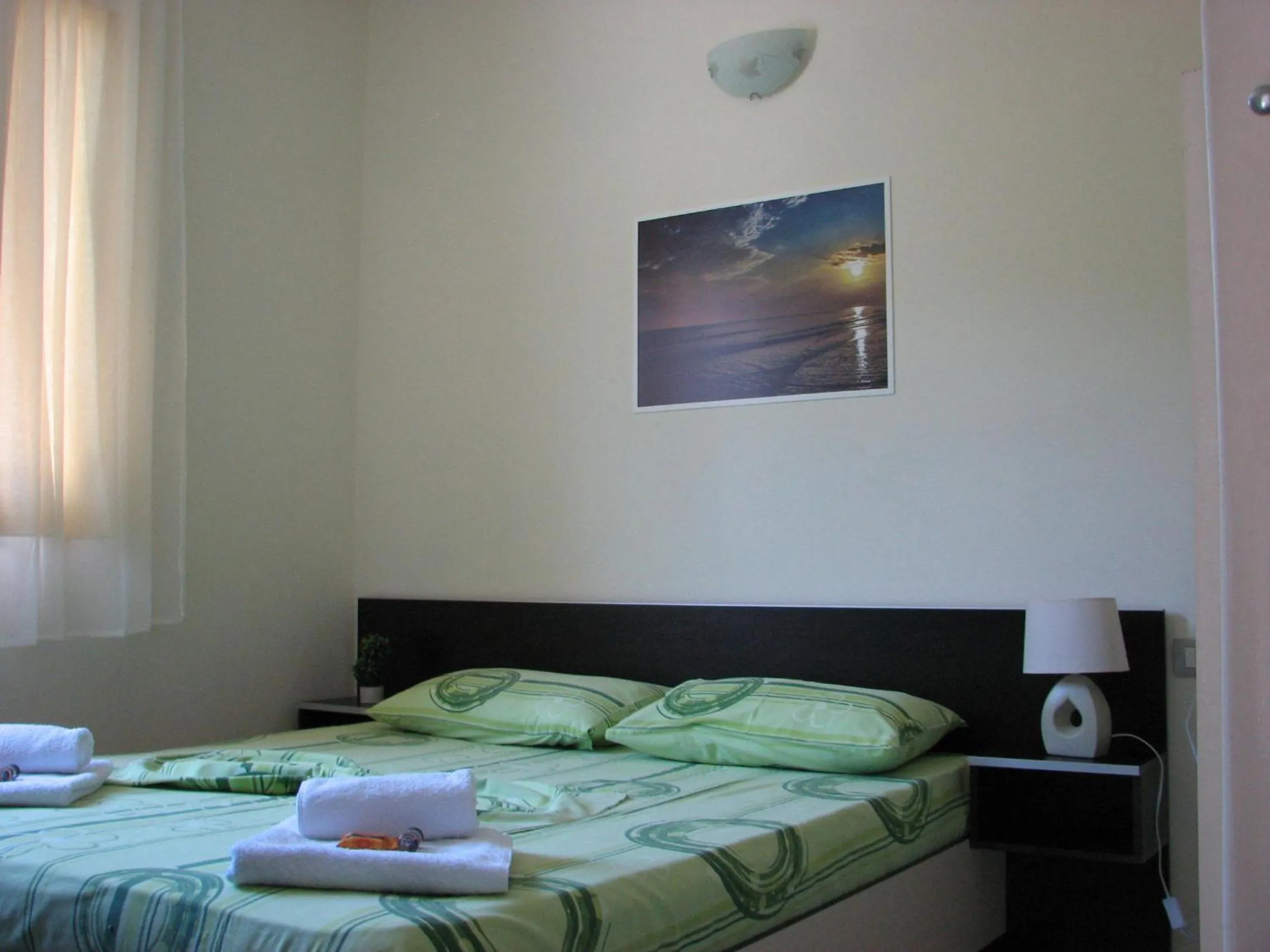 Bed in Aparthotel Vila Tufi
