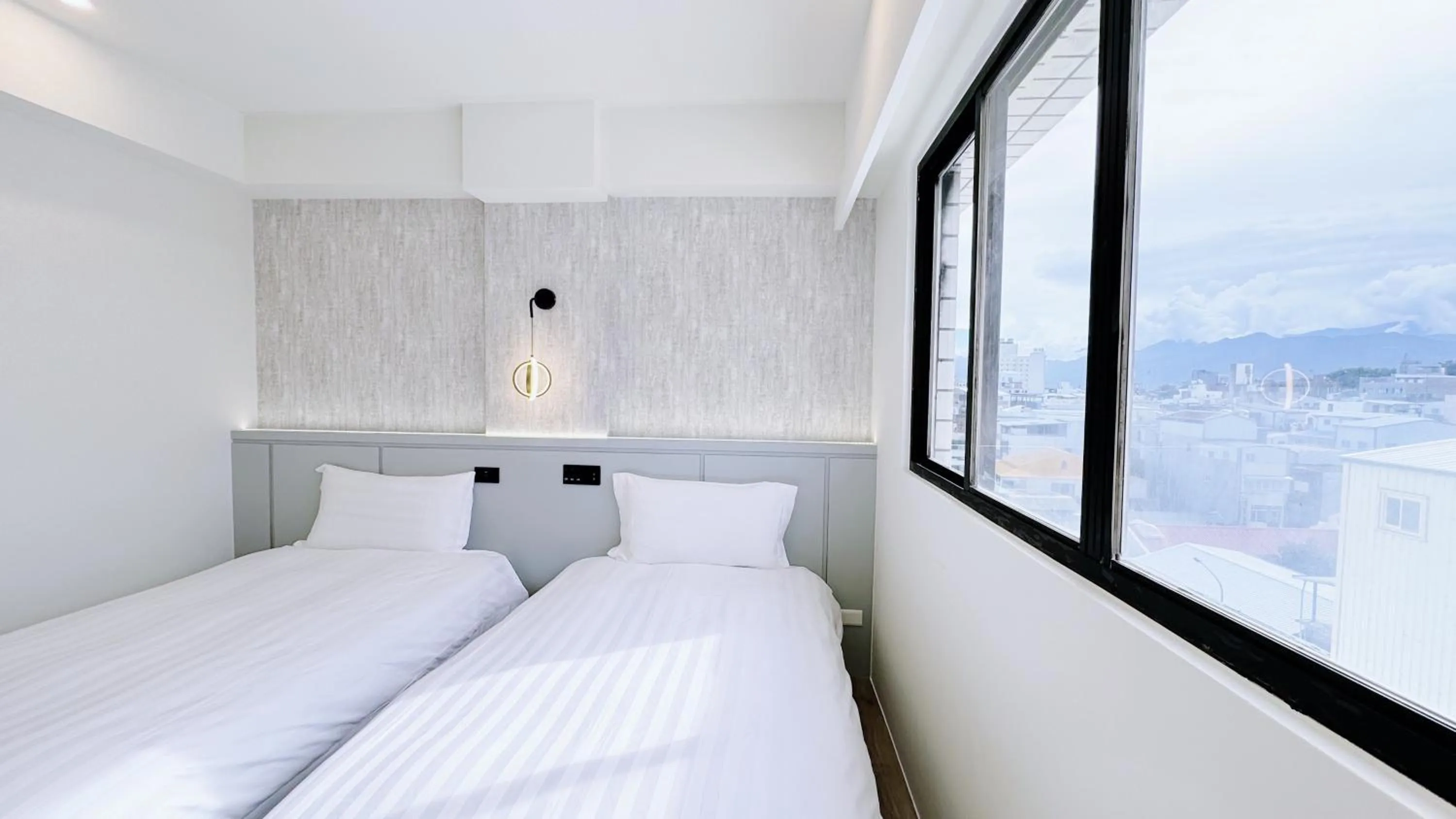 Bed in Yoai Mountain Roam Hotel