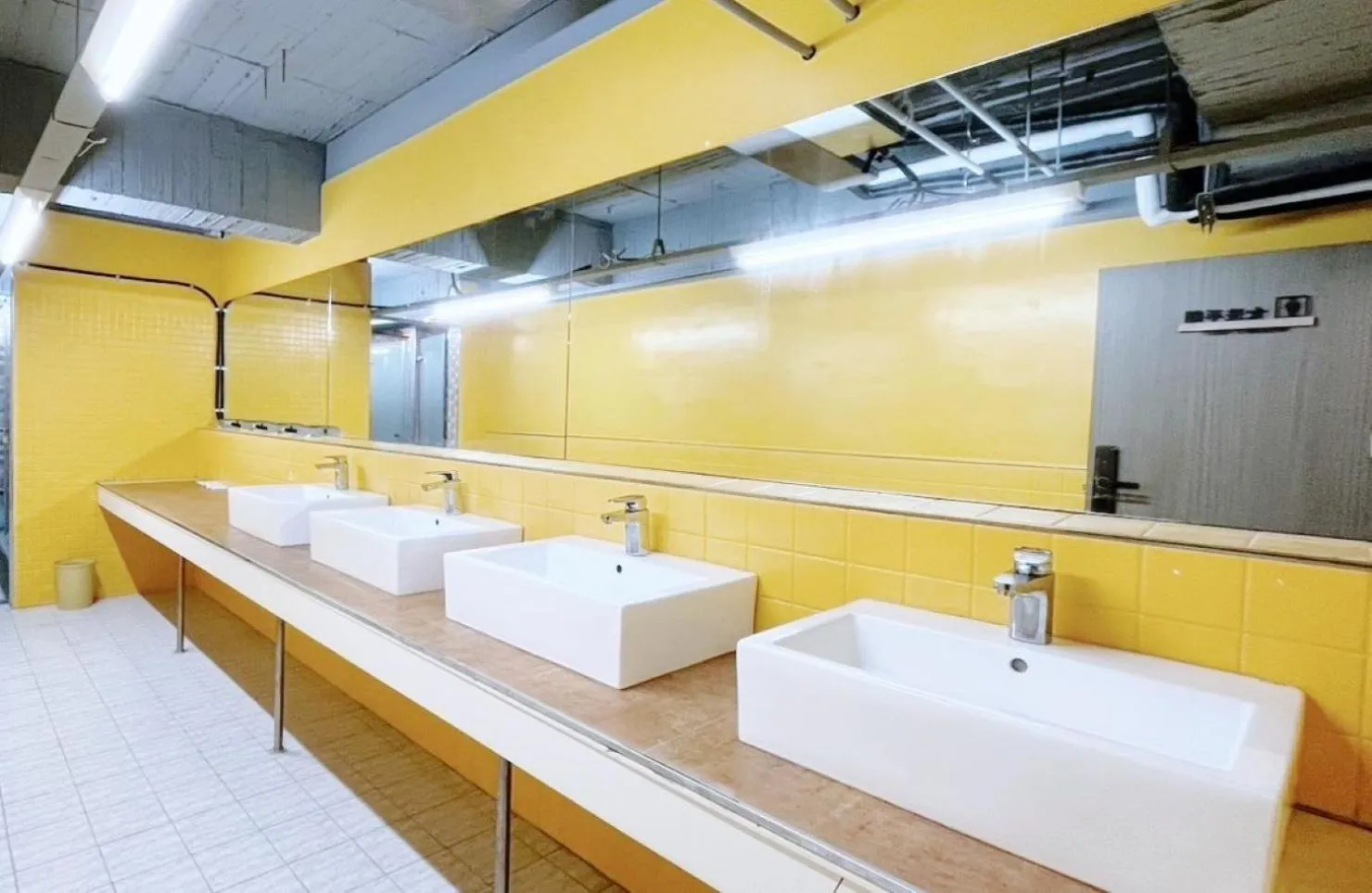 Bathroom in Yoai Mountain Roam Hotel