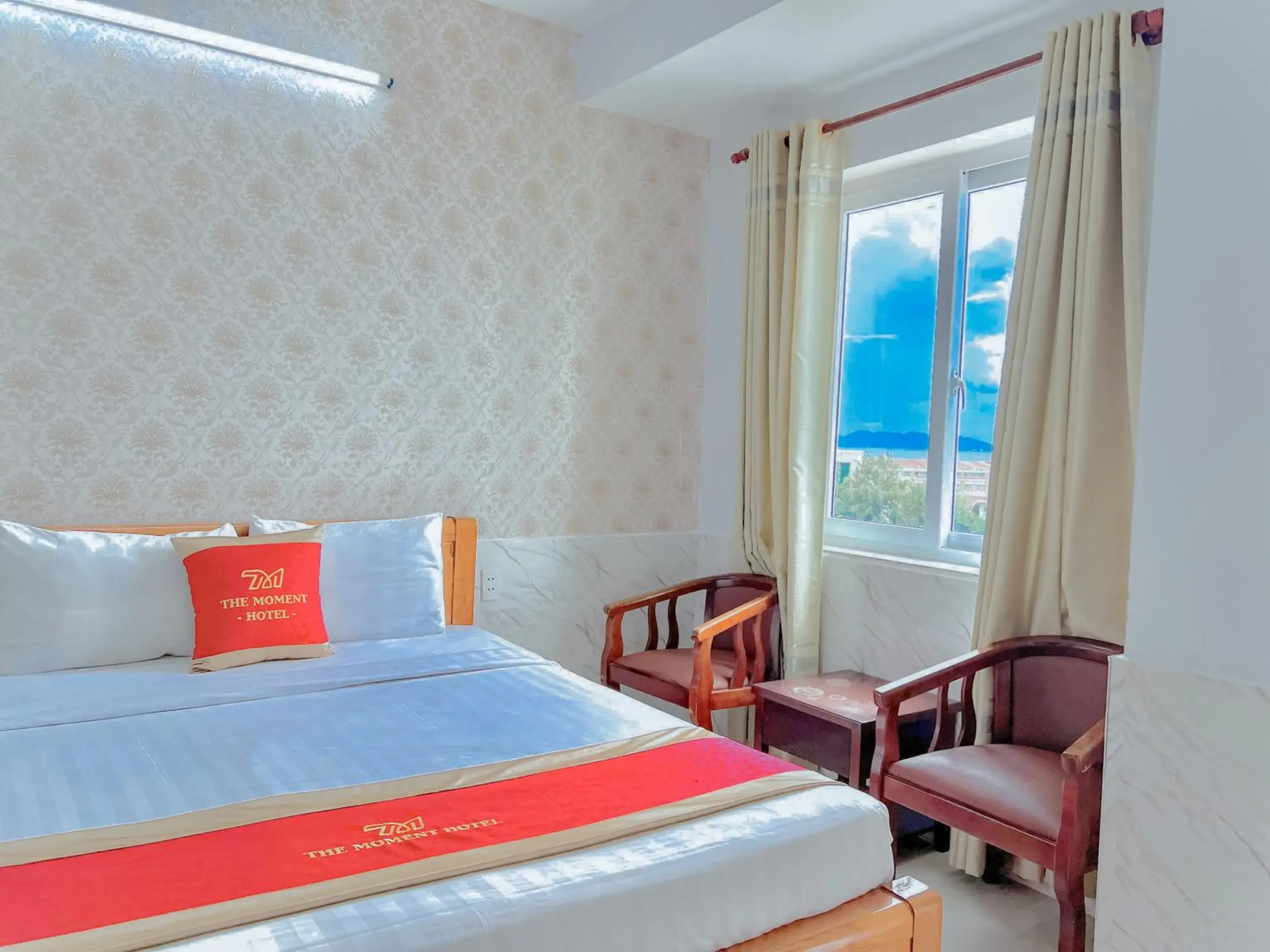 Queen Room with Sea View in Ngọc Hân Hotel By The Moment Queen Room with Sea View in Ngọc Hân Hotel By The Moment