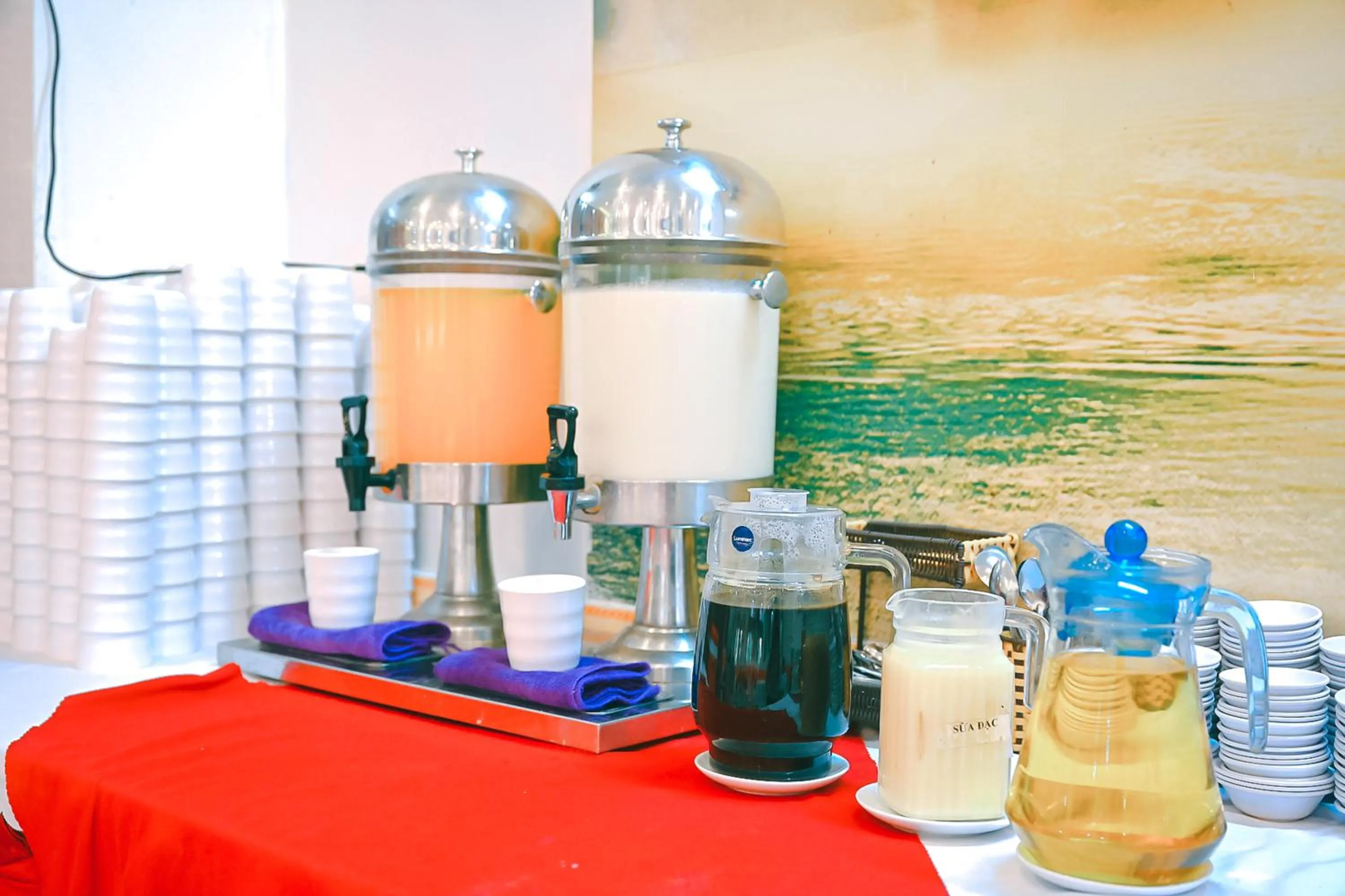Coffee/tea facilities in Ngọc Hân Hotel By The Moment