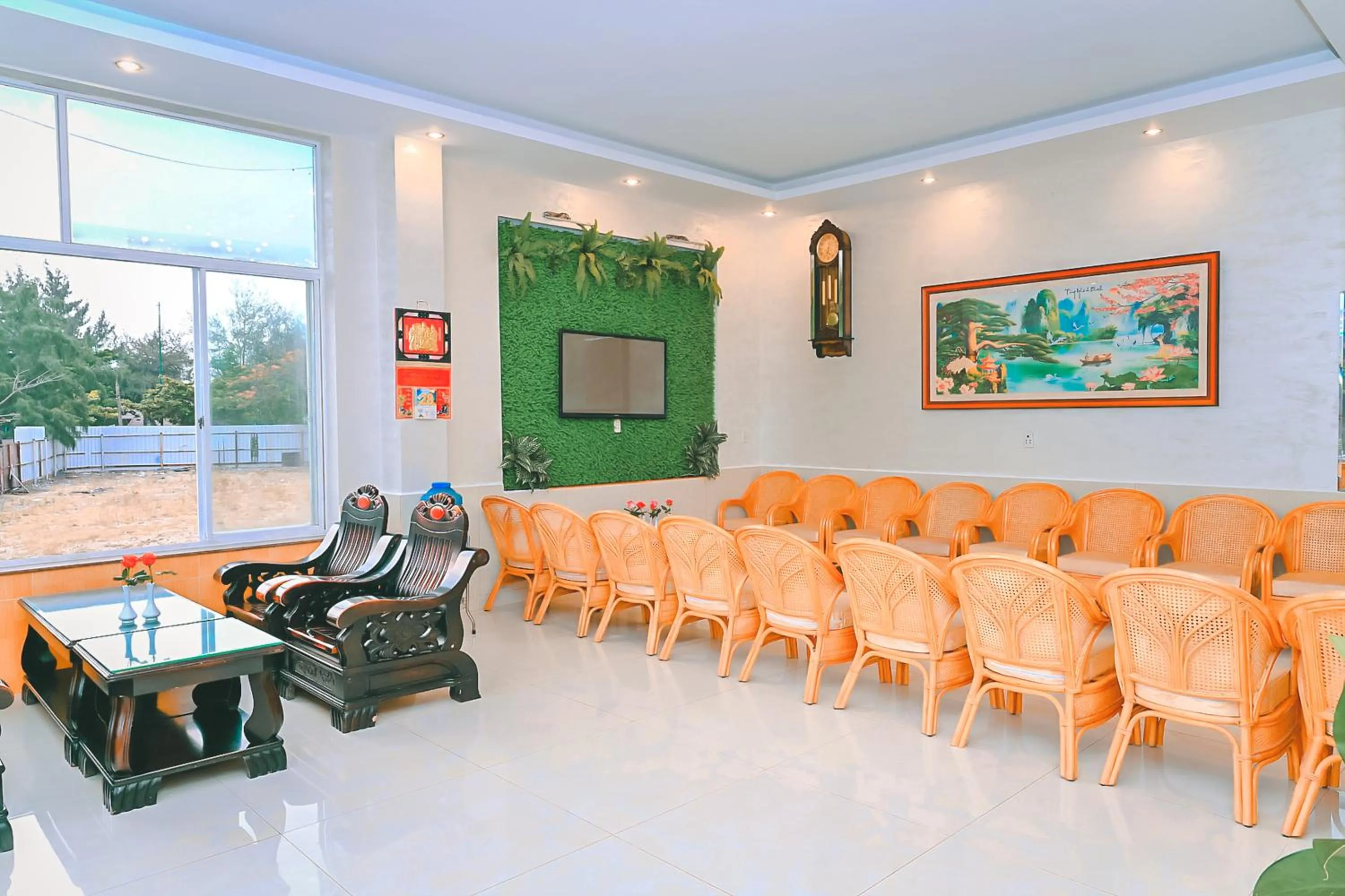 TV and multimedia in Ngọc Hân Hotel By The Moment