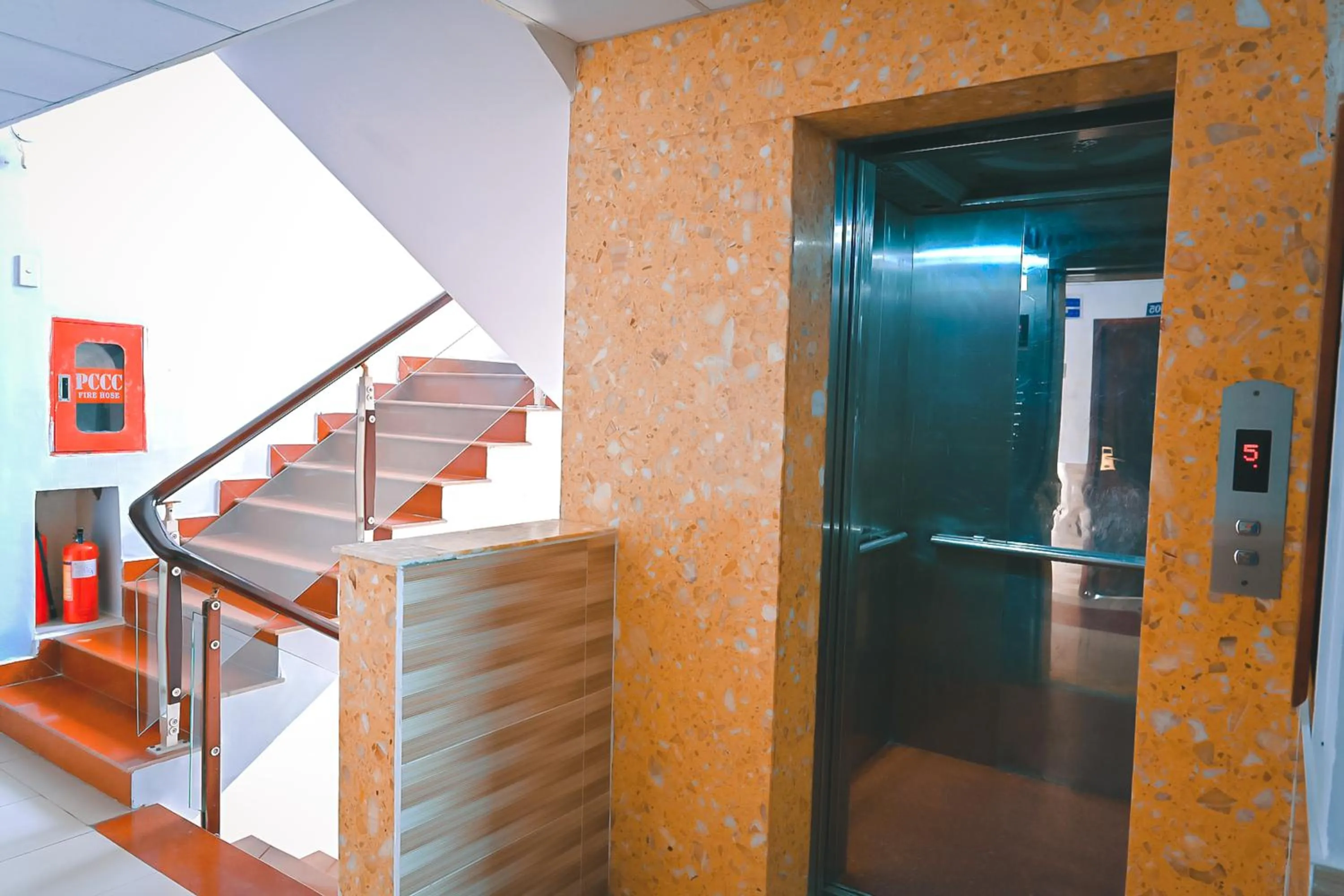 elevator in Ngọc Hân Hotel By The Moment