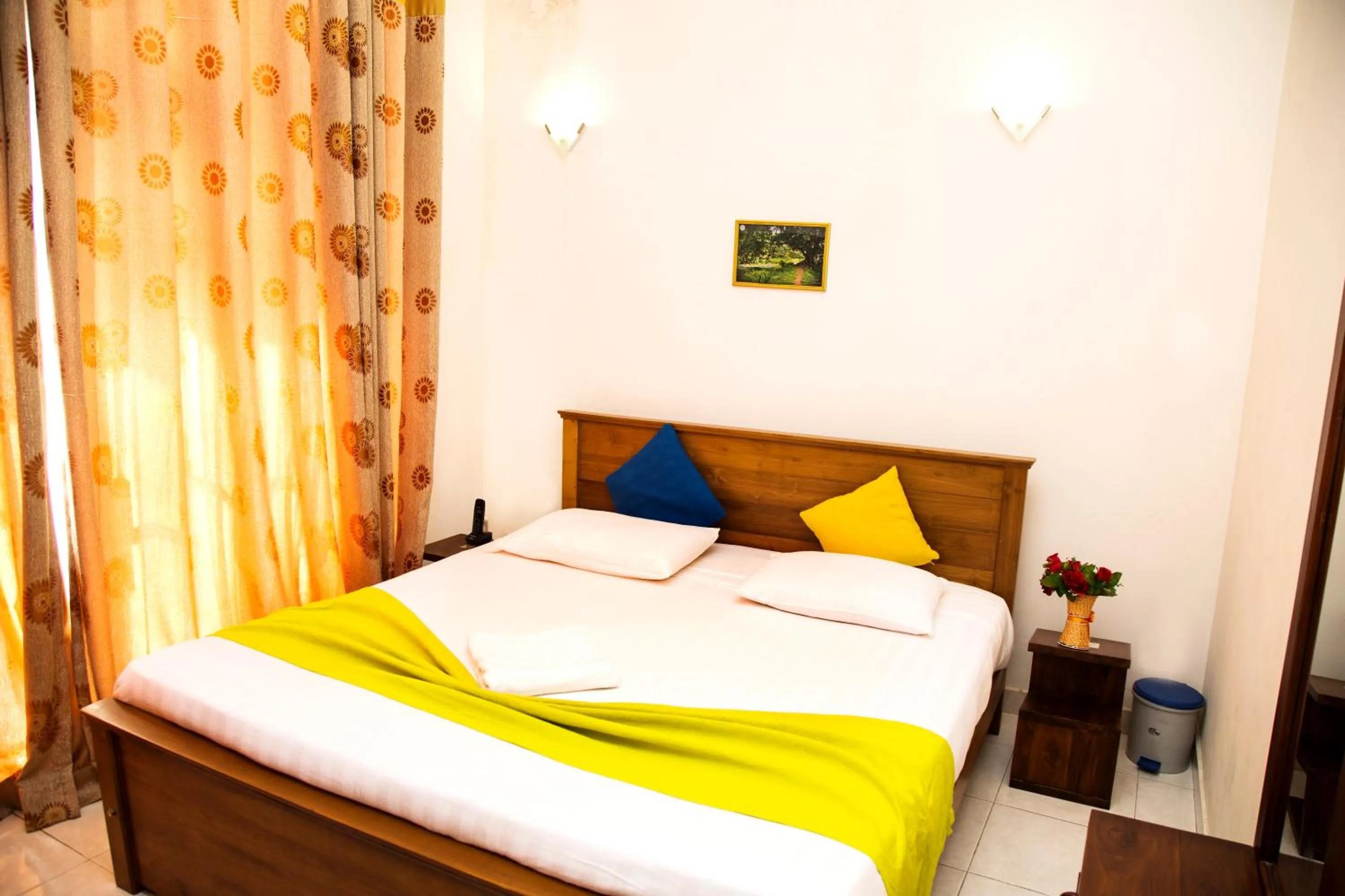 Photo of the whole room, Bed in Auslink Hotel