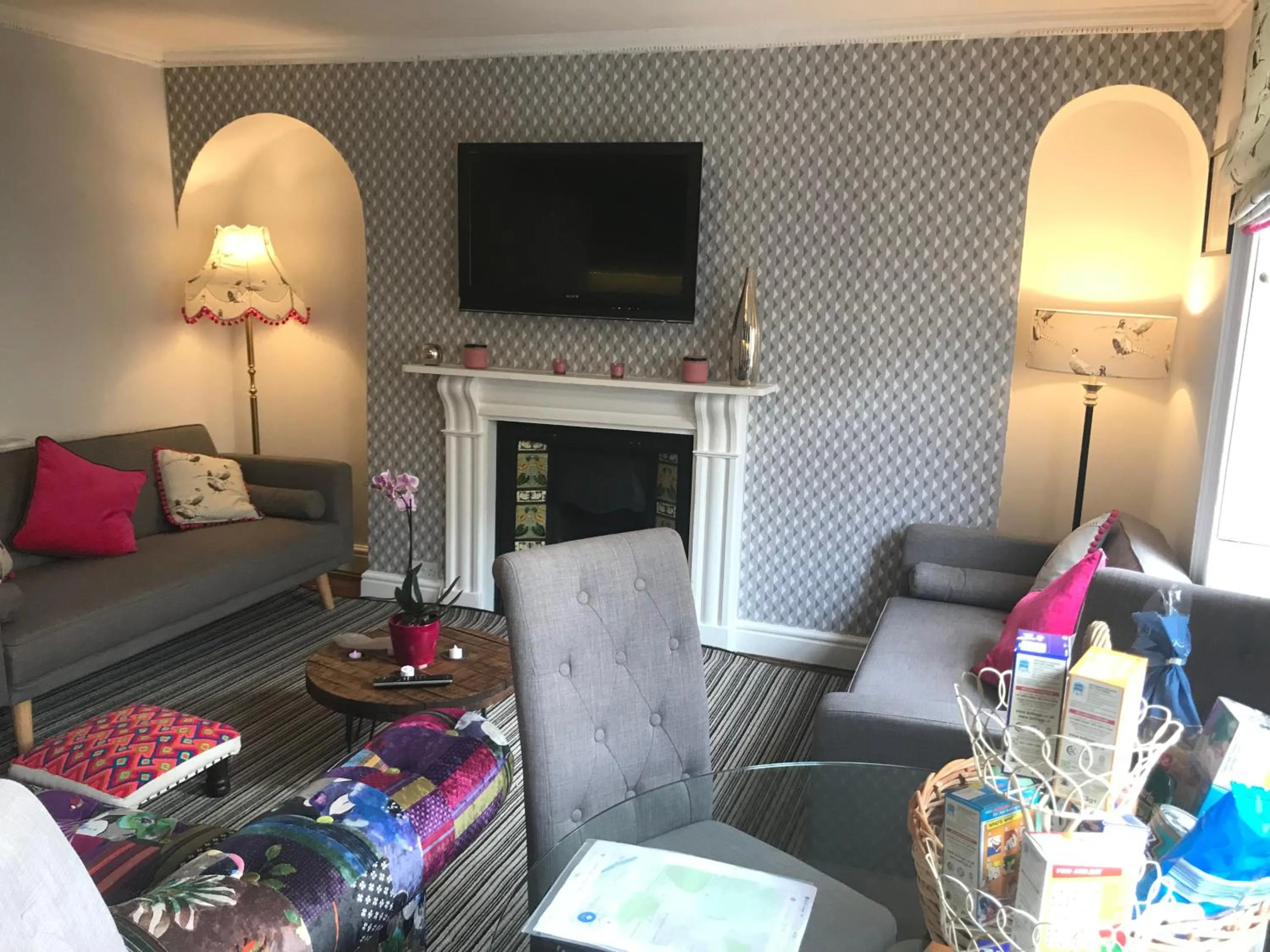 City Centre - Rivers Street, quiet 2 bed ground floor Georgian garden Apartment