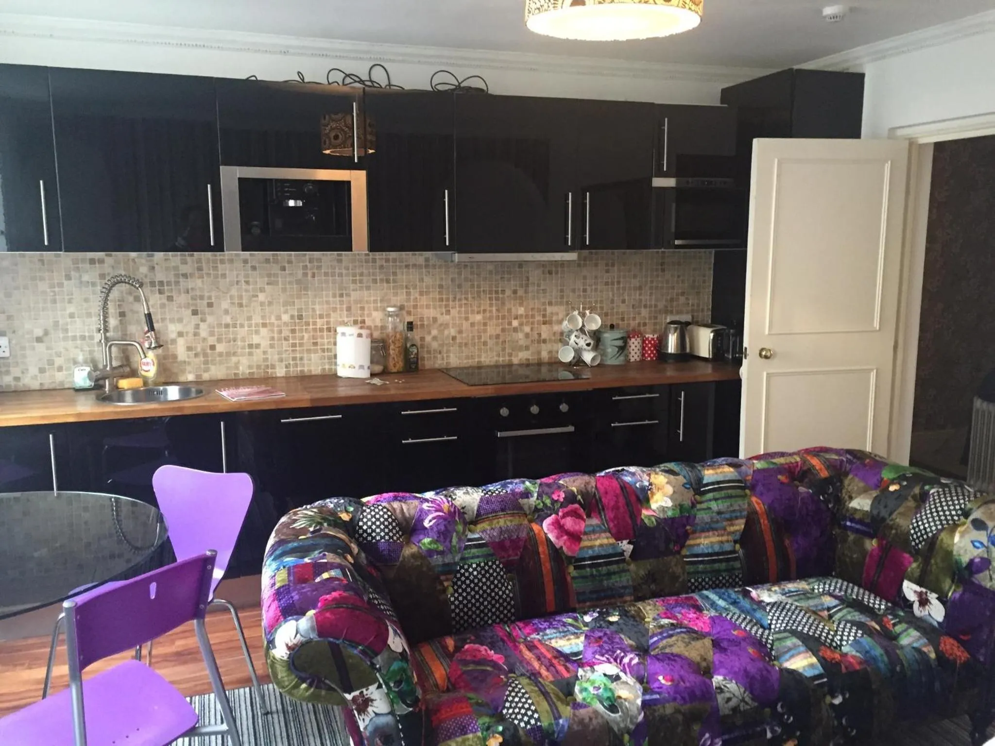 Living room in City Centre - Rivers Street, quiet 2 bed ground floor Georgian garden Apartment