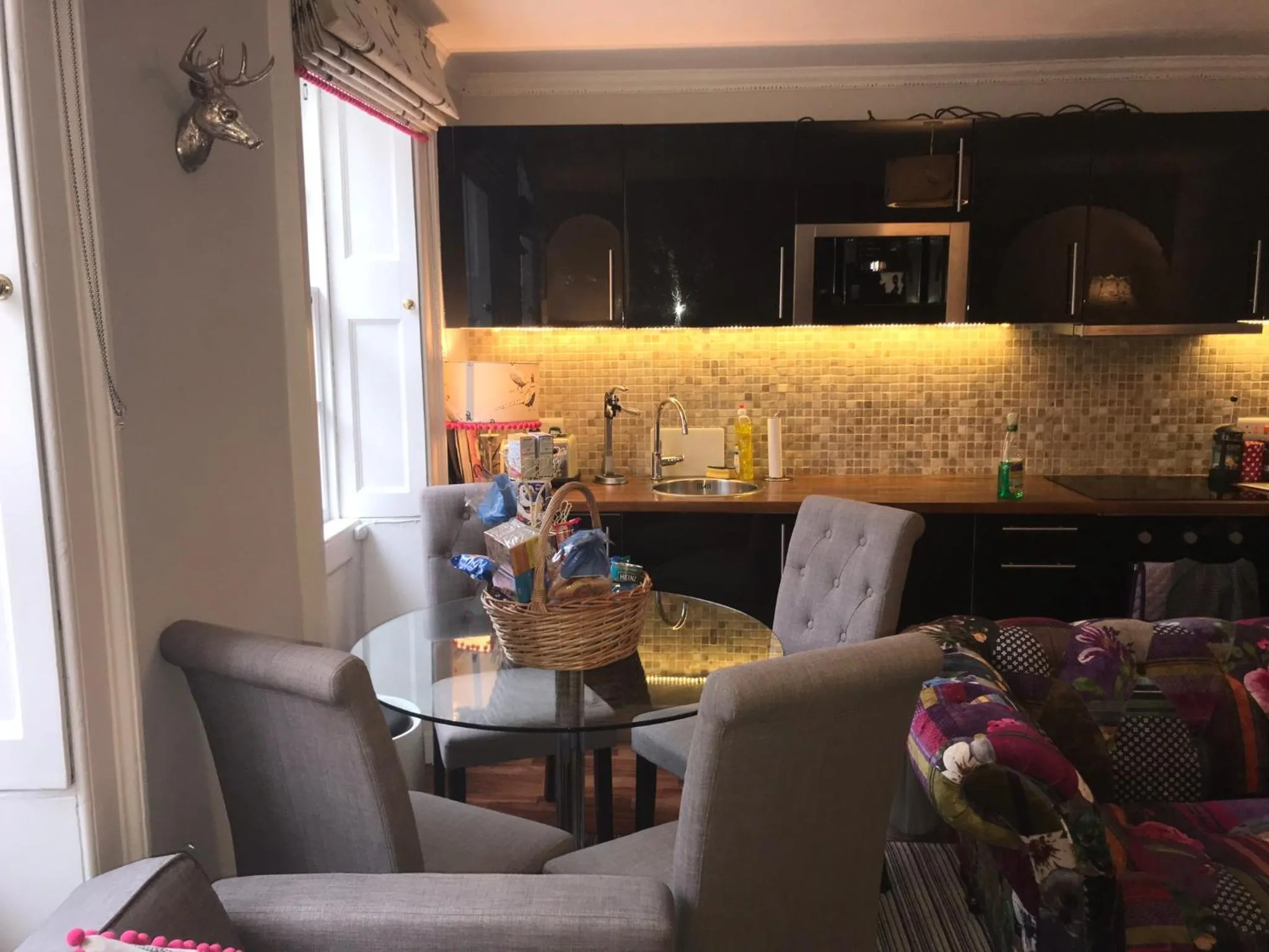 City Centre - Rivers Street, quiet 2 bed ground floor Georgian garden Apartment