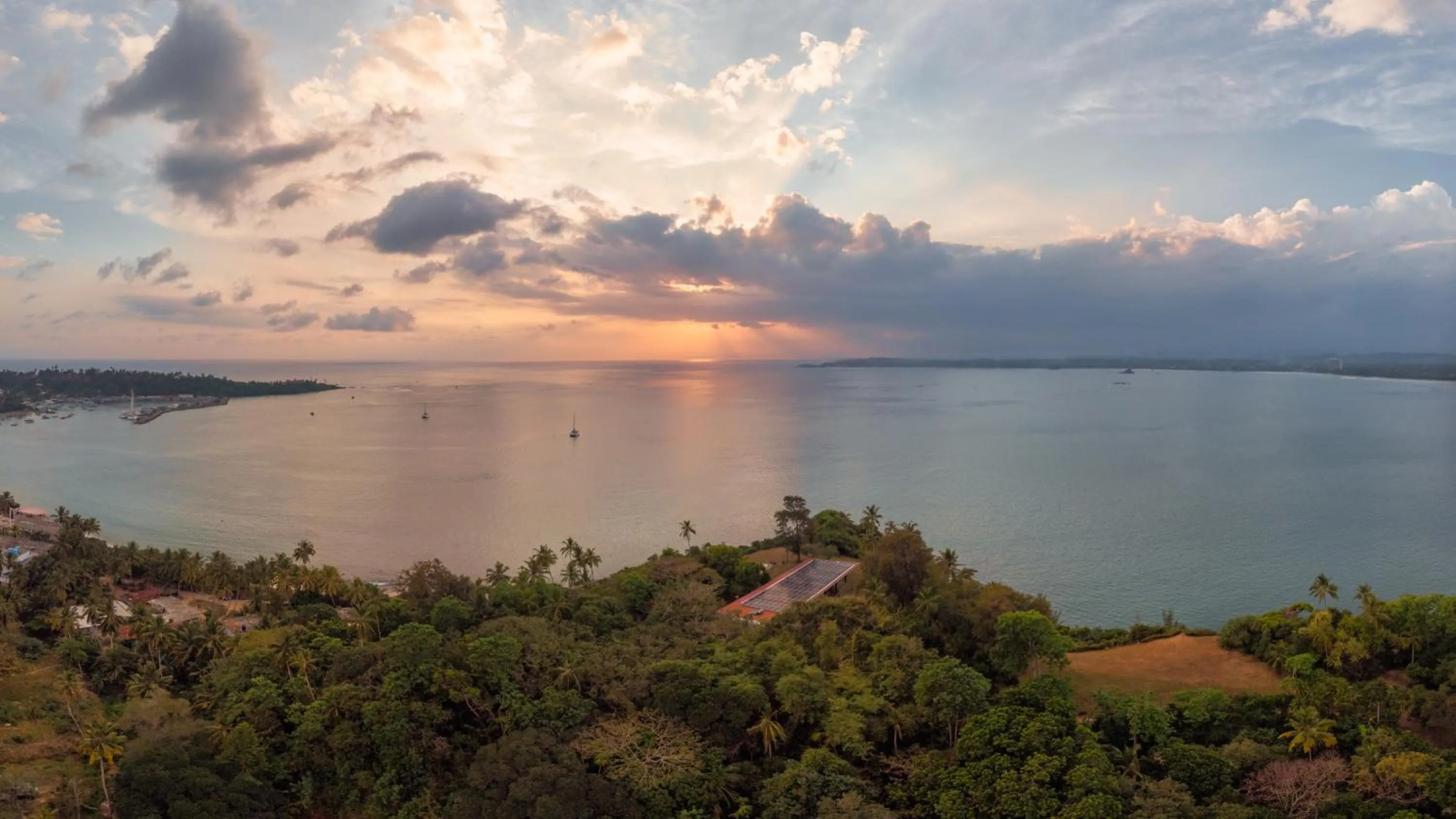 Bird's eye view in Redcliffs, Mirissa by The Serendipity Collection