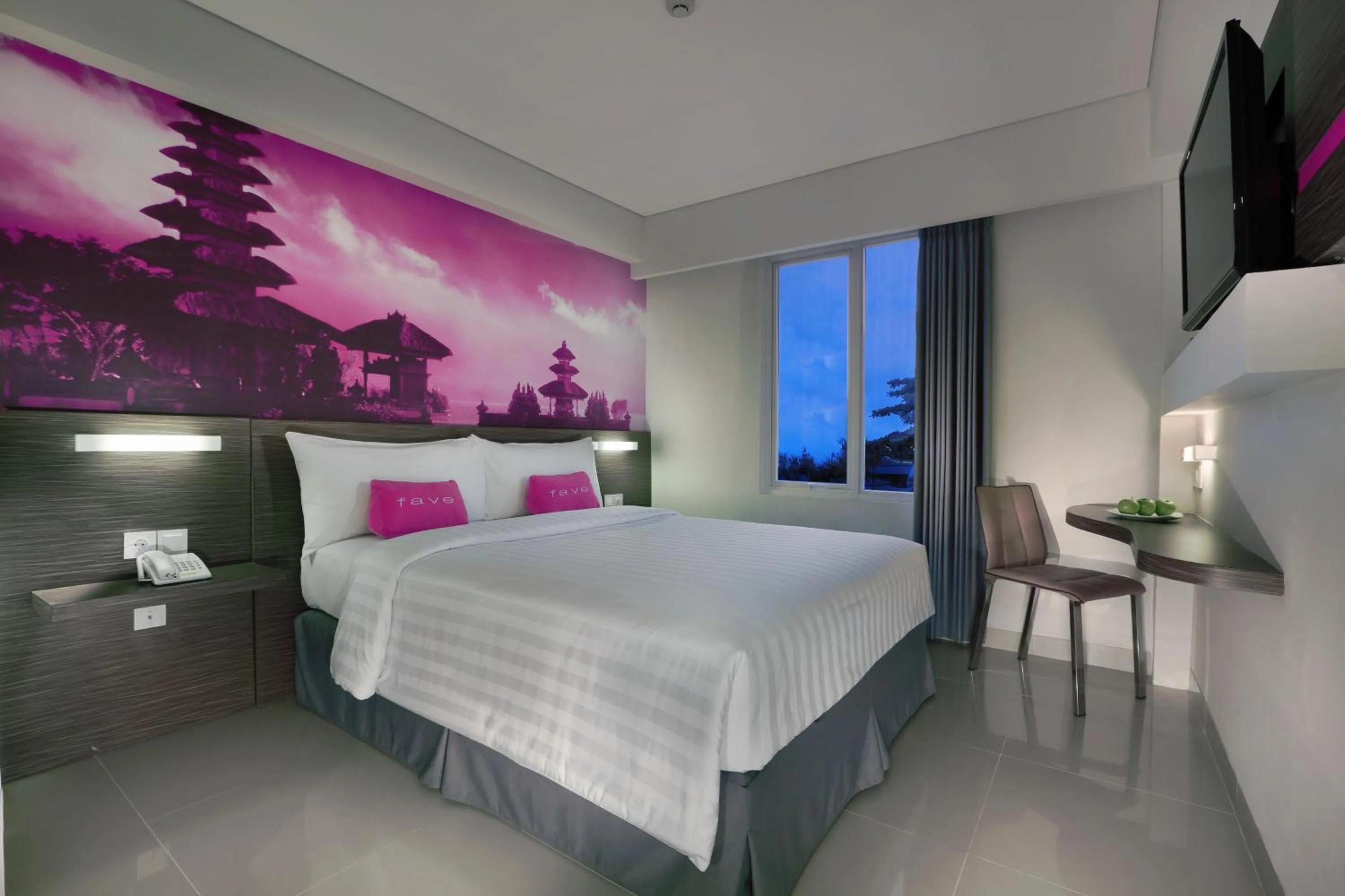 Bedroom, Bed in favehotel Sunset Seminyak