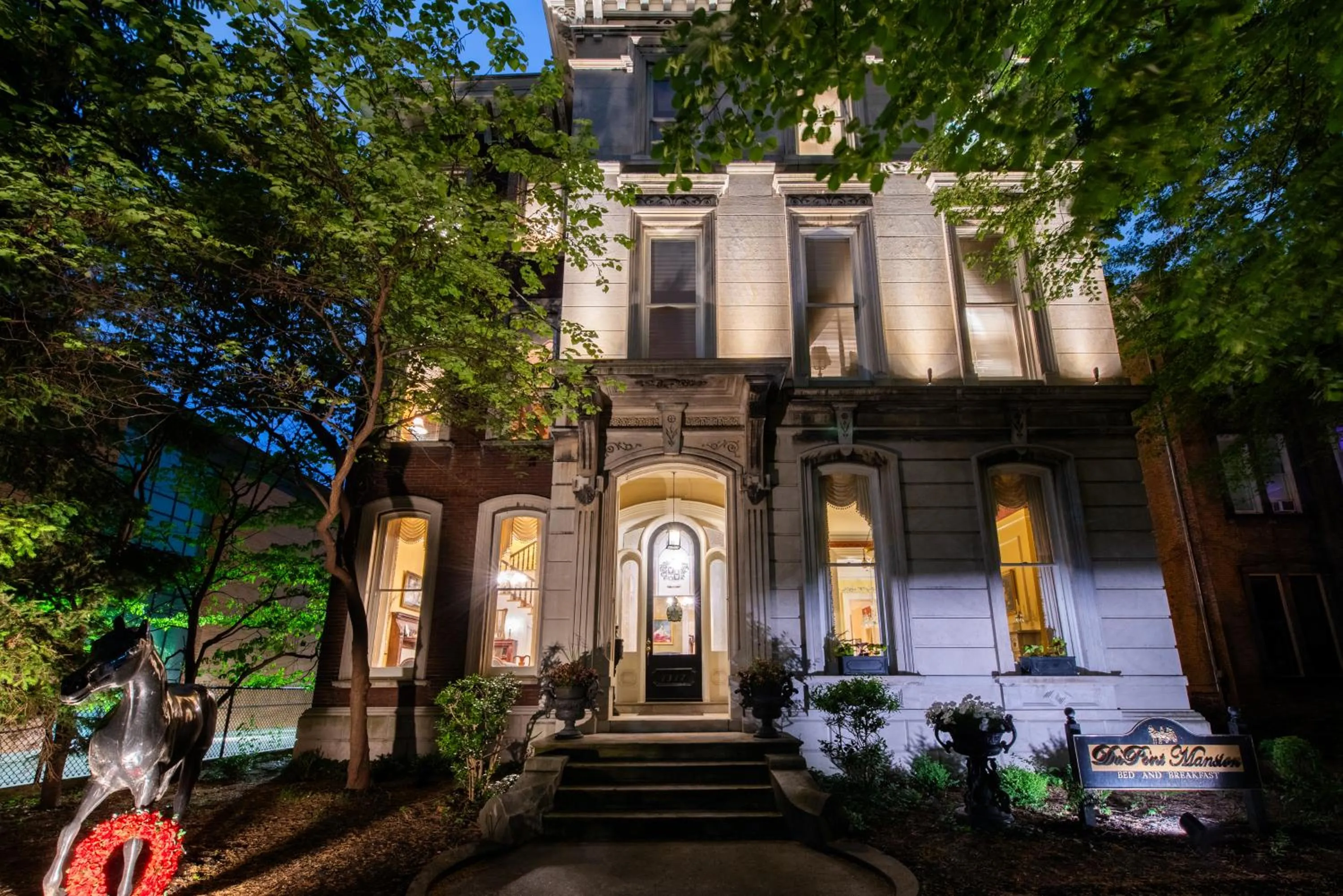 DuPont Mansion Bed & Breakfast