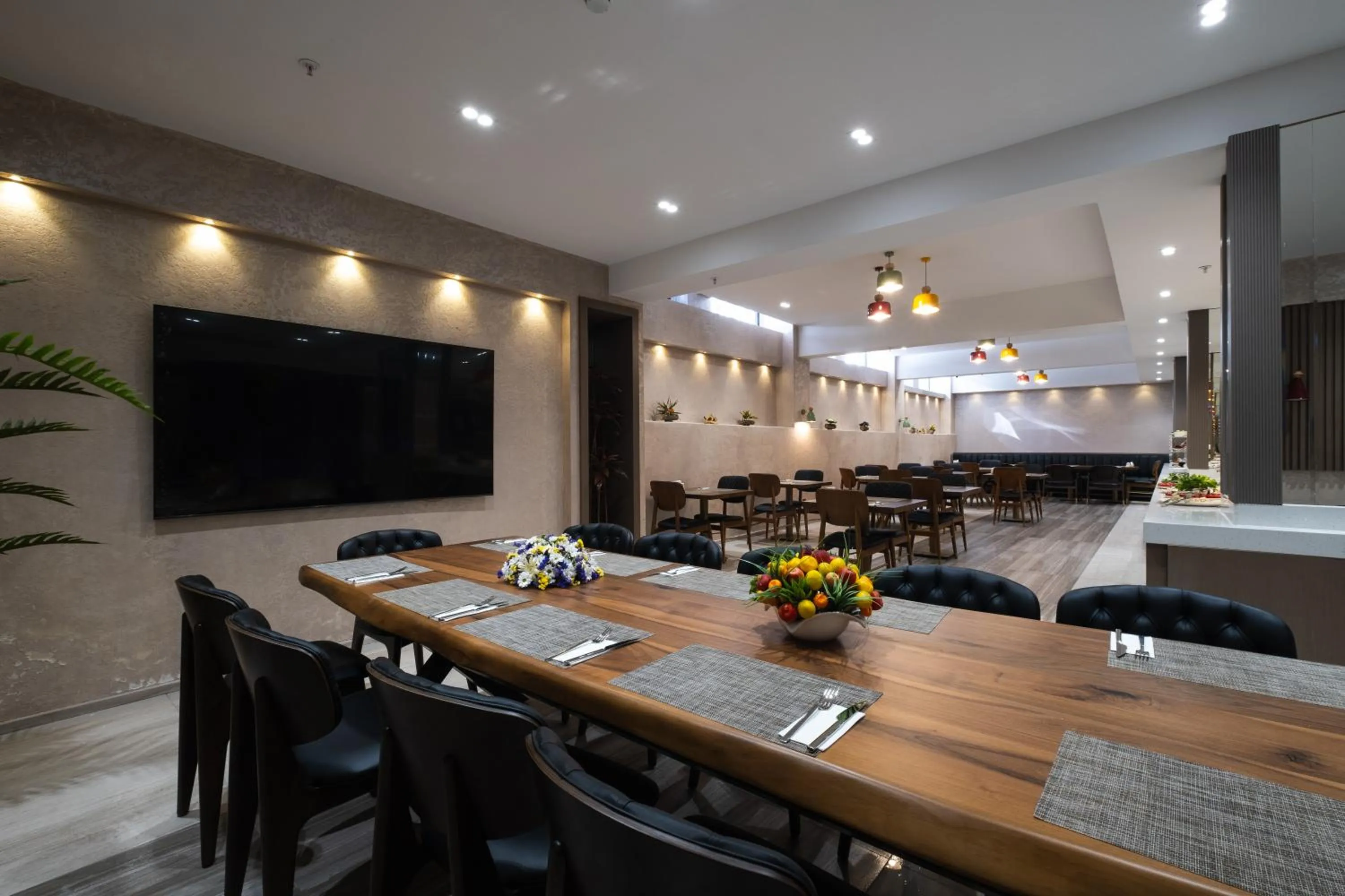 Restaurant/places to eat in Buke Hotel Bomonti