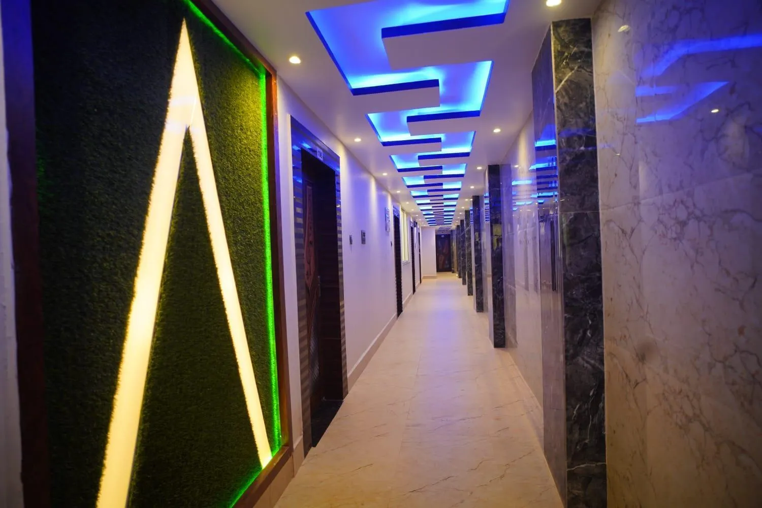 Lobby or reception in Hotel Asha Inn