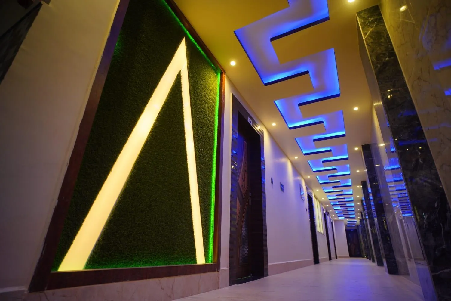 Lobby or reception in Hotel Asha Inn