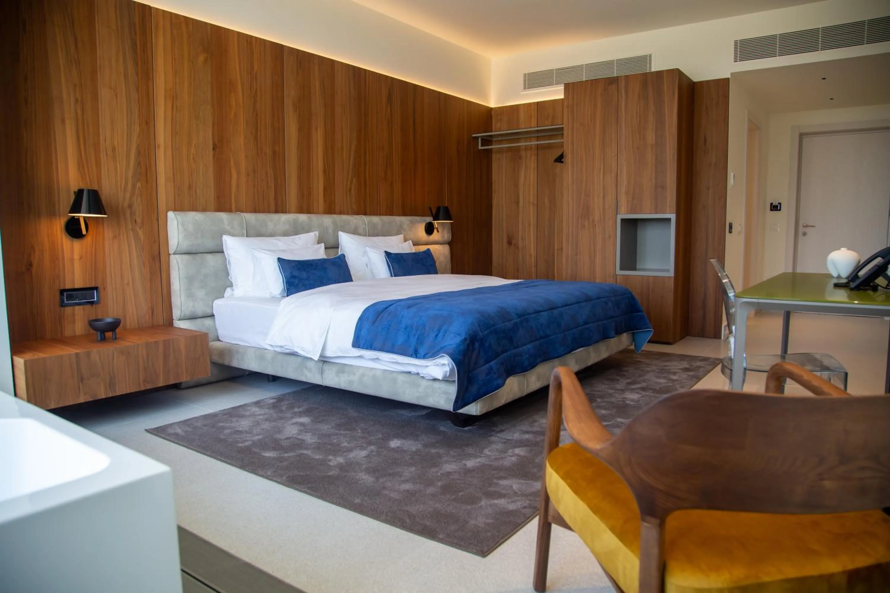 Bedroom in Abi's Hotel & SPA Vlore