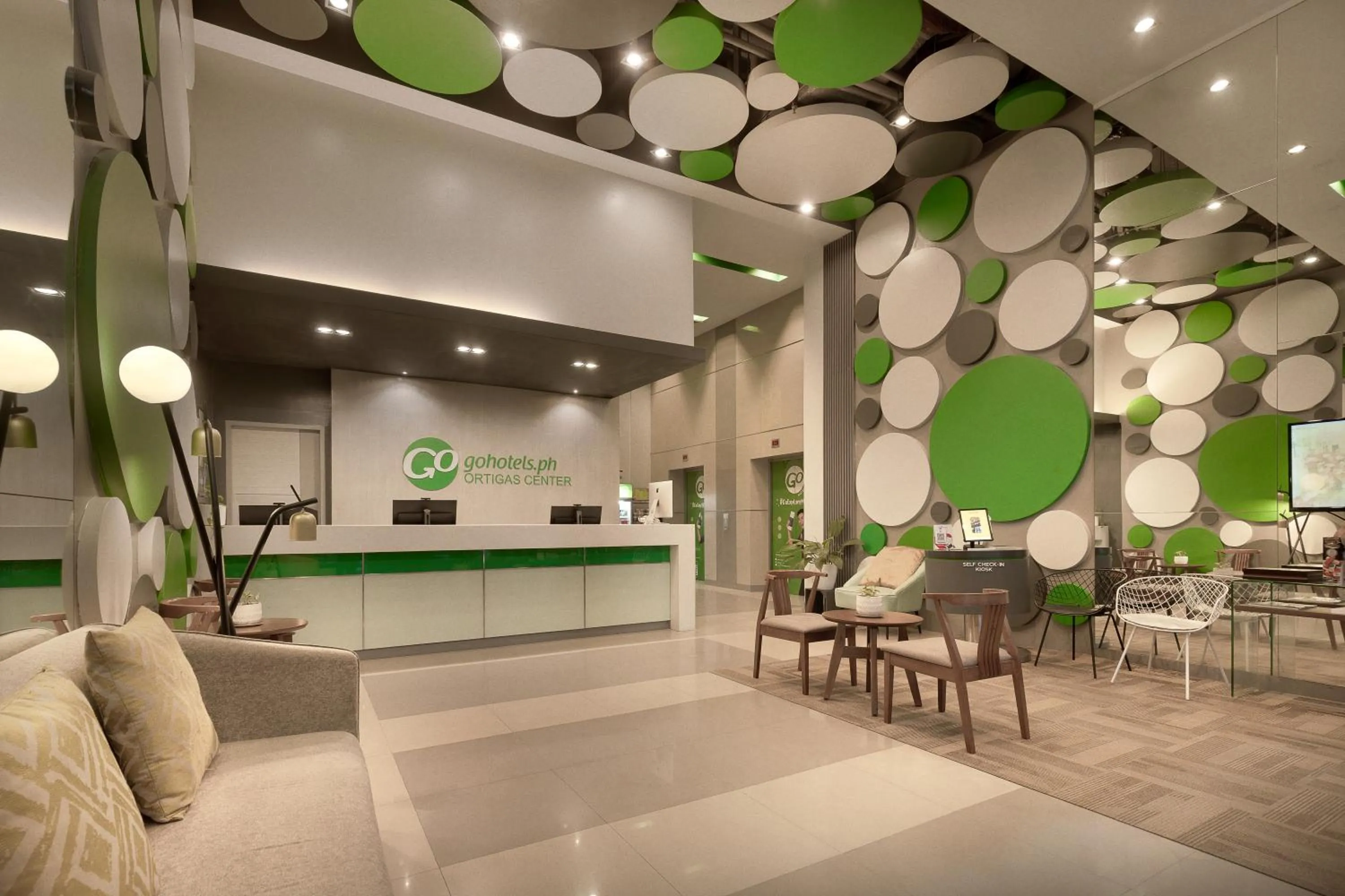 Lobby or reception in Go Hotels Ortigas Center