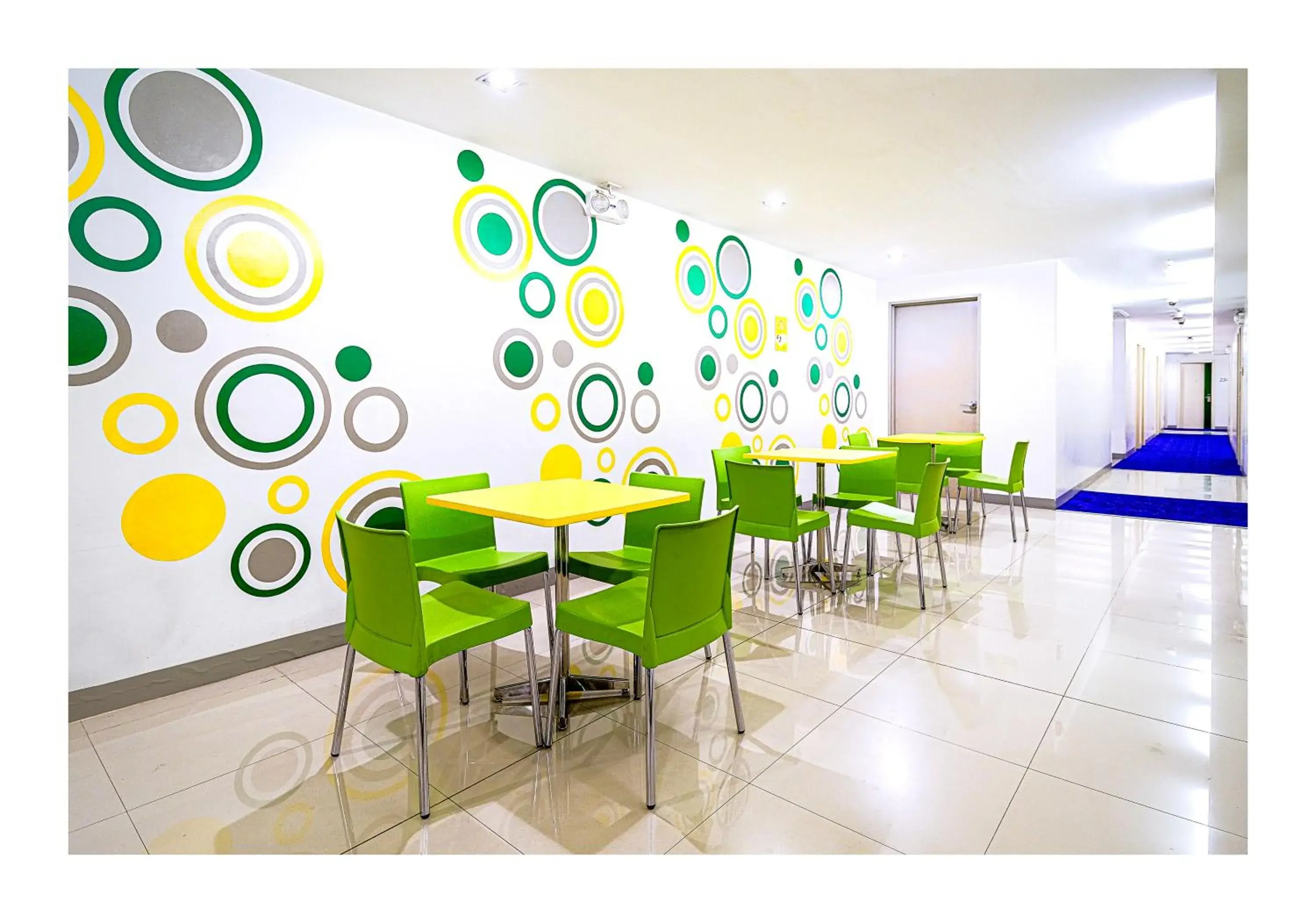 Restaurant/places to eat in Go Hotels Ortigas Center Restaurant/places to eat in Go Hotels Ortigas Center