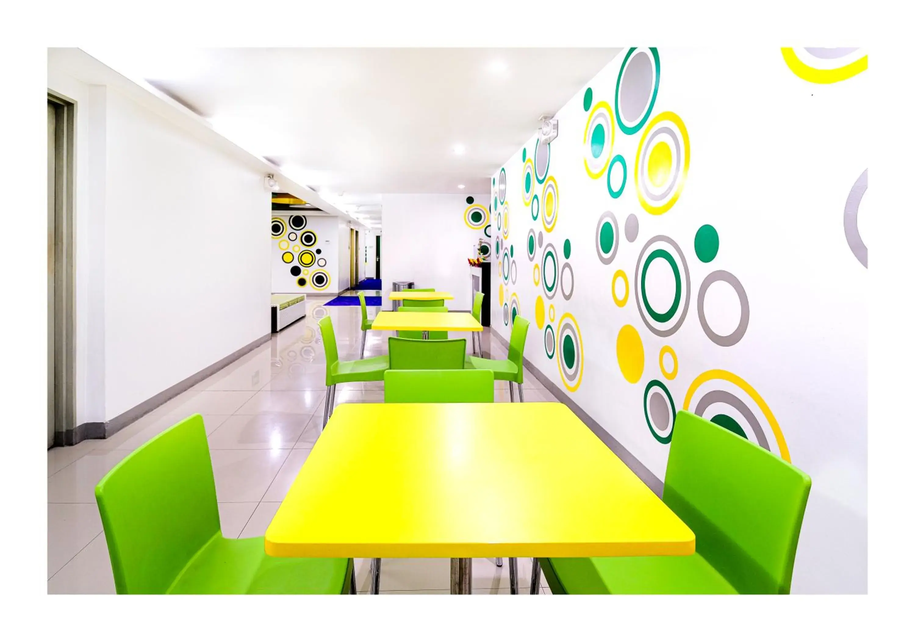 Restaurant/places to eat in Go Hotels Ortigas Center Restaurant/places to eat in Go Hotels Ortigas Center