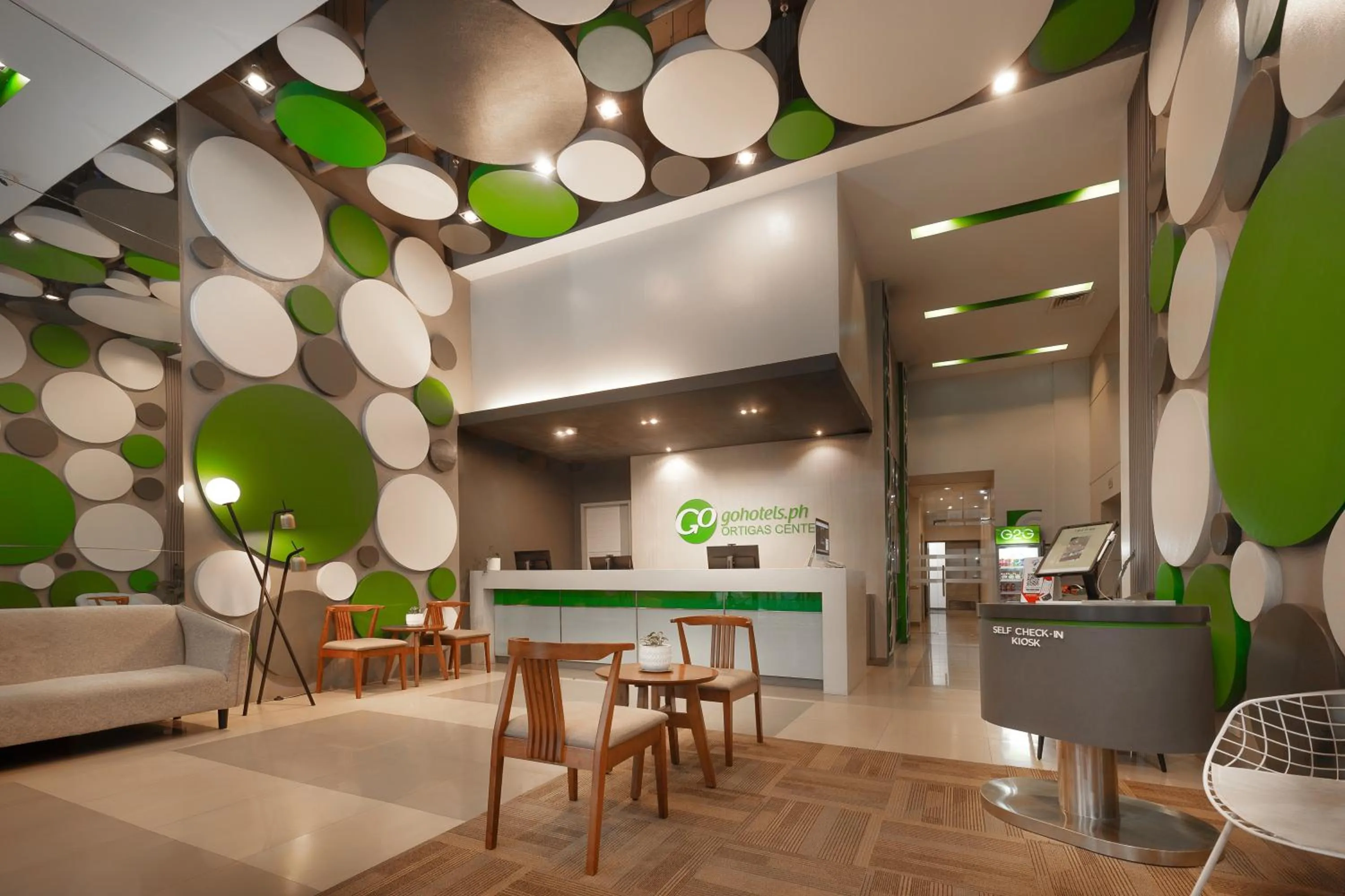 Lobby or reception in Go Hotels Ortigas Center