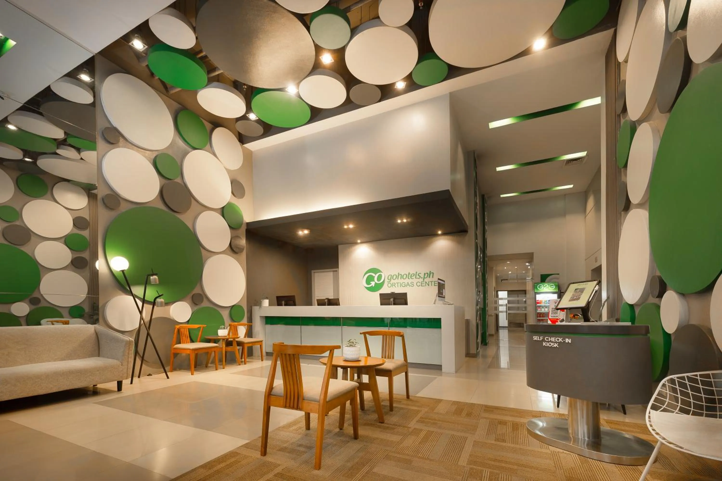 Lobby or reception in Go Hotels Ortigas Center