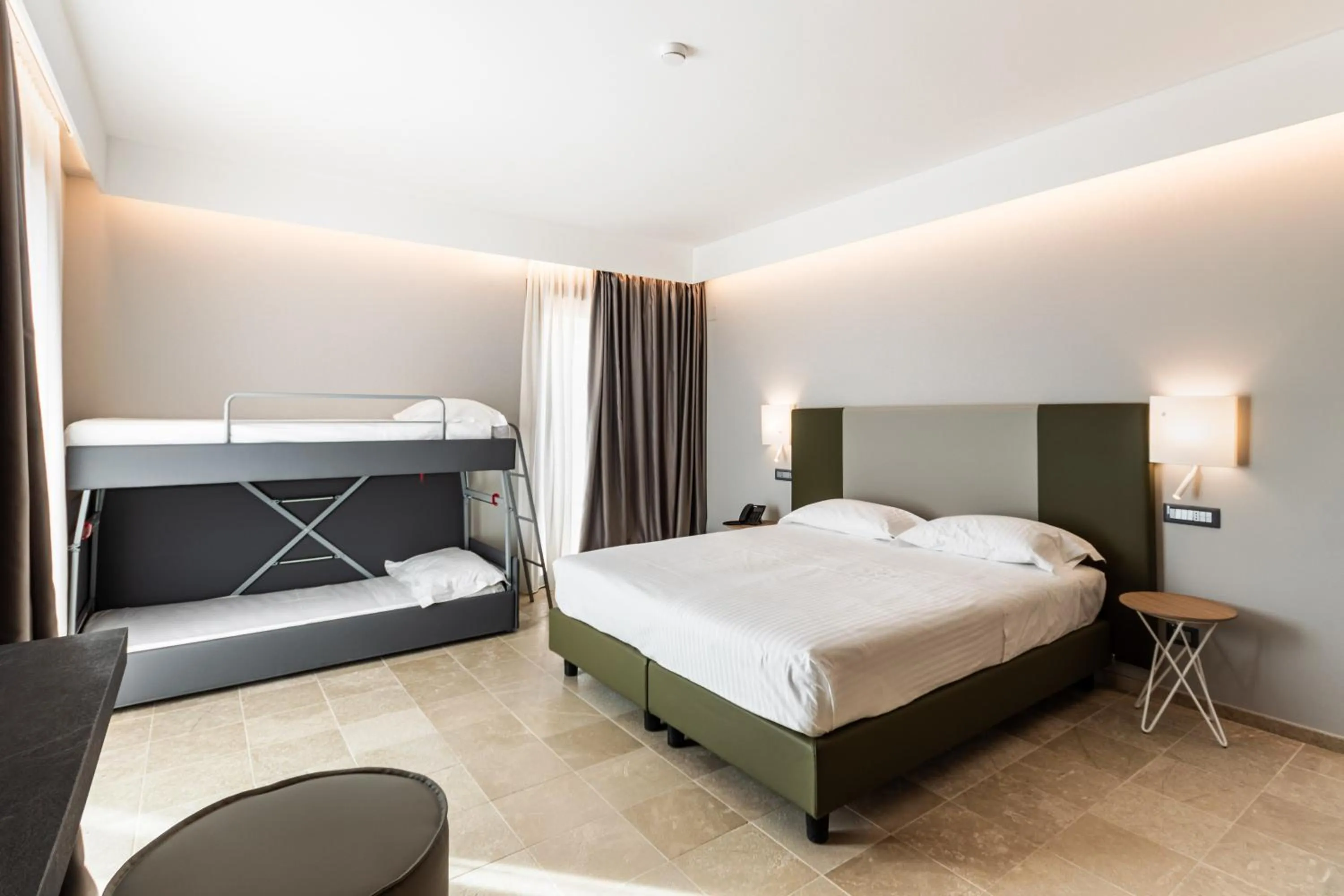 Bed in Hotel Netum Mare