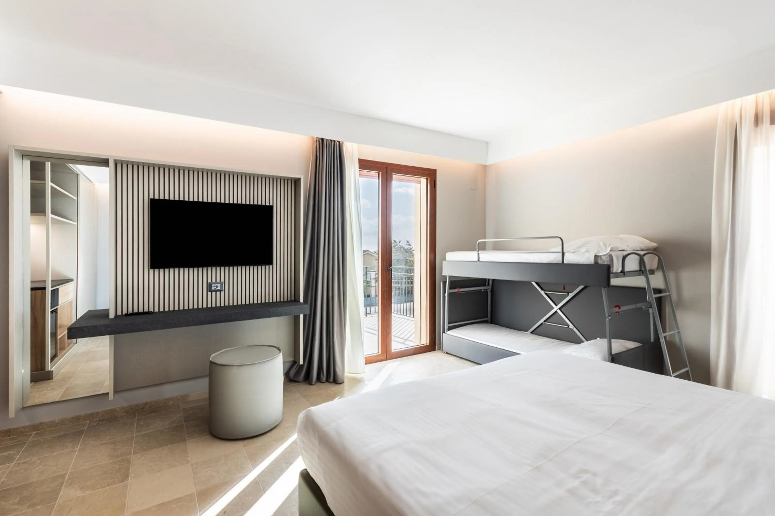 bunk bed, Bed in Hotel Netum Mare