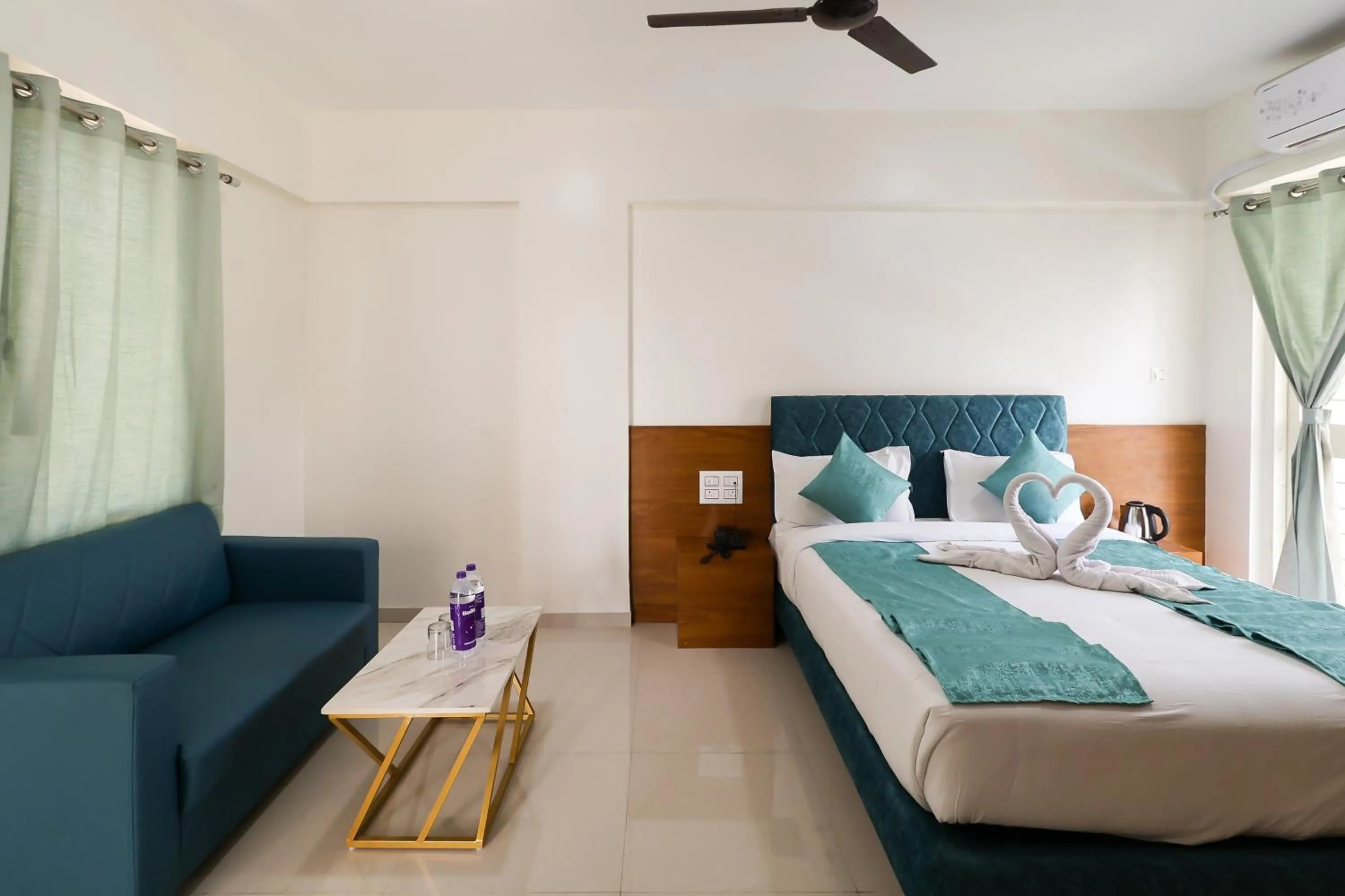 Bed in Hotel Tridents