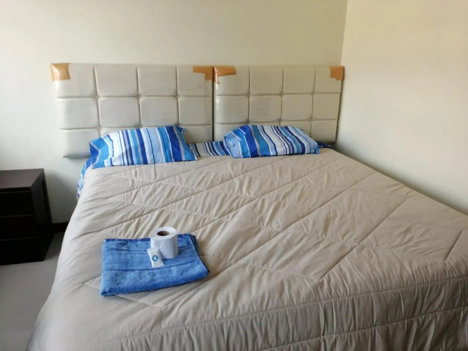 King Room - single occupancy in hotel plaza chinchero King Room - single occupancy in hotel plaza chinchero