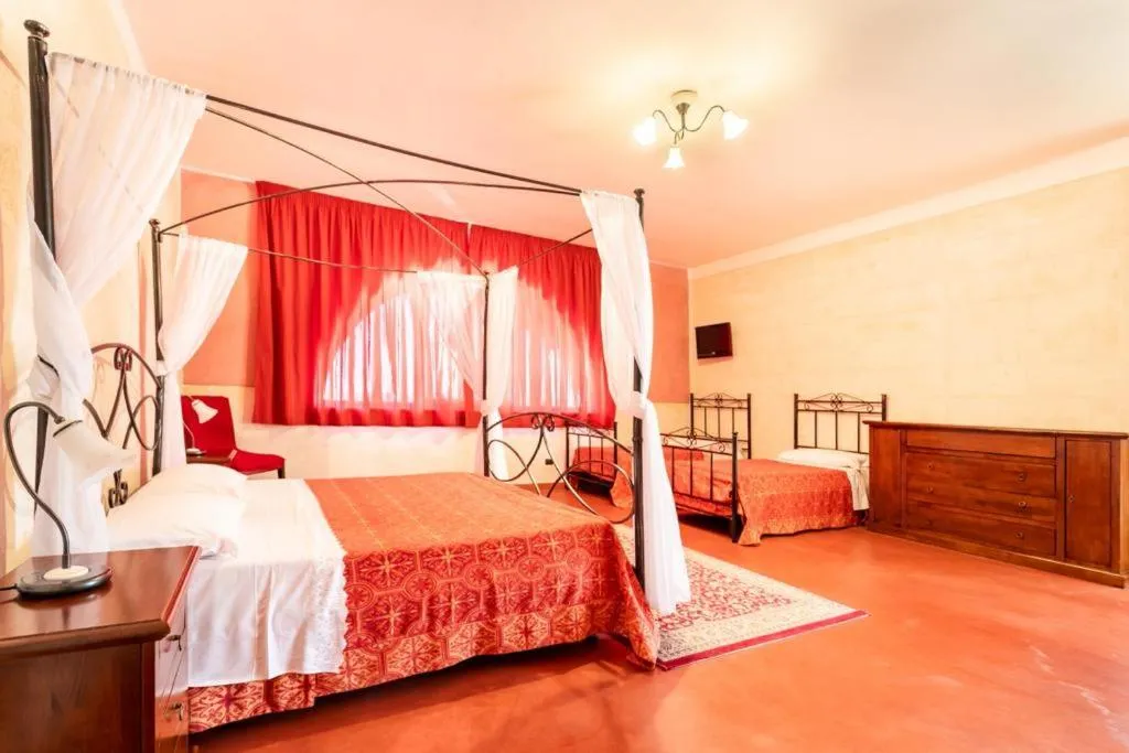 Deluxe Quadruple Room in B&B Villa Flora