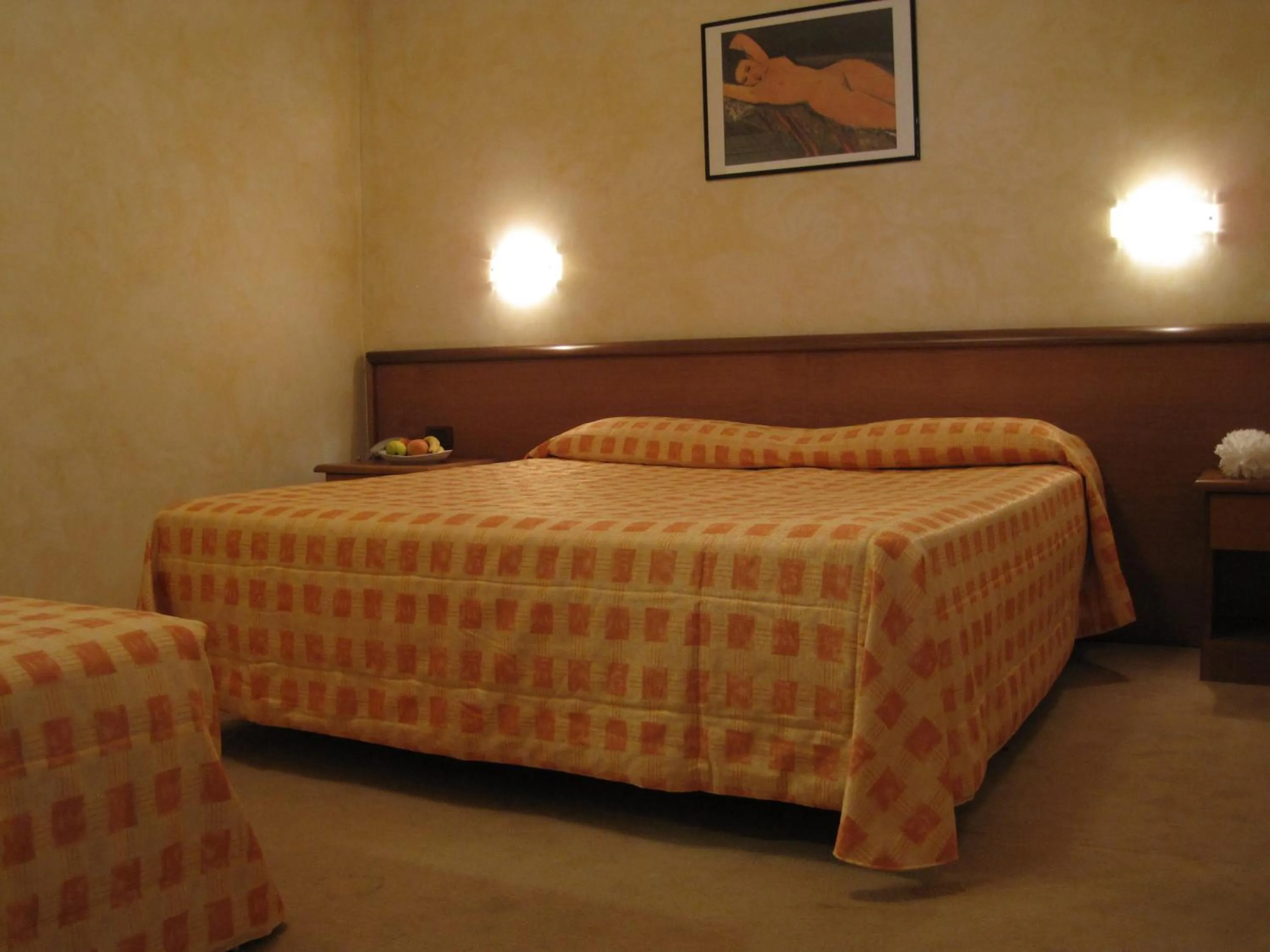 Photo of the whole room, Bed in Hotel Italia