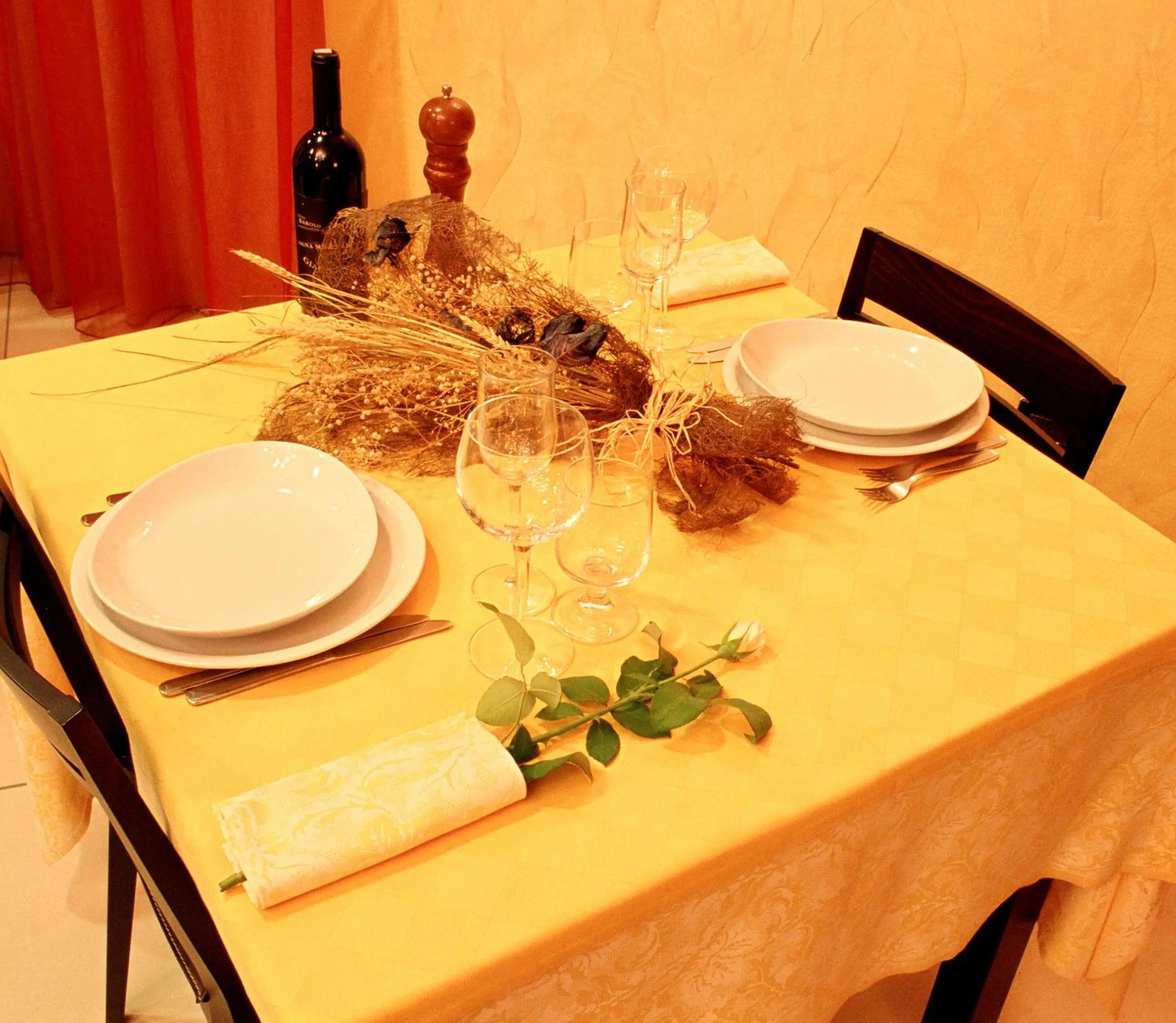 Restaurant/places to eat in Hotel Italia