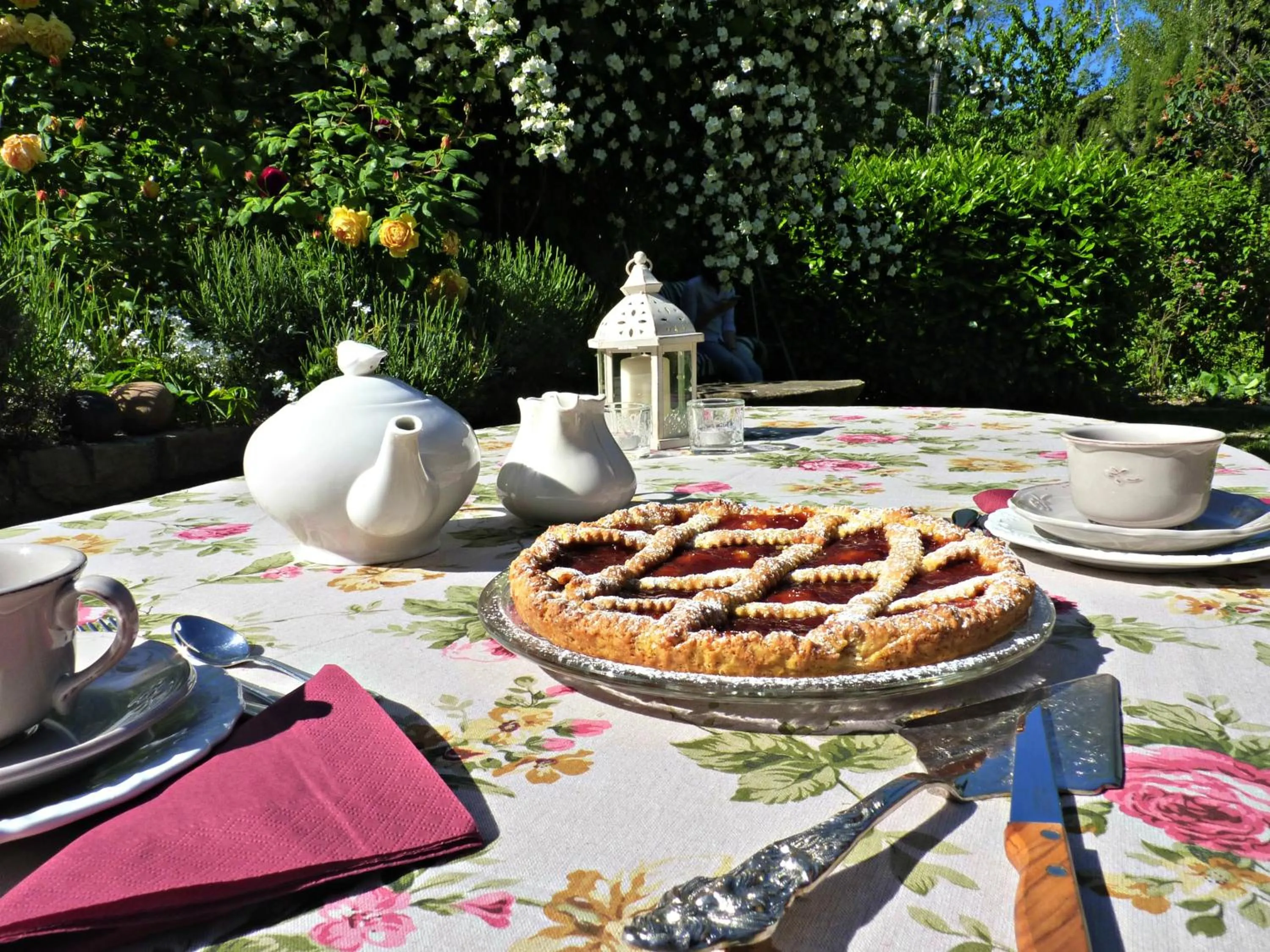 Property building in B&B The Roses Garden