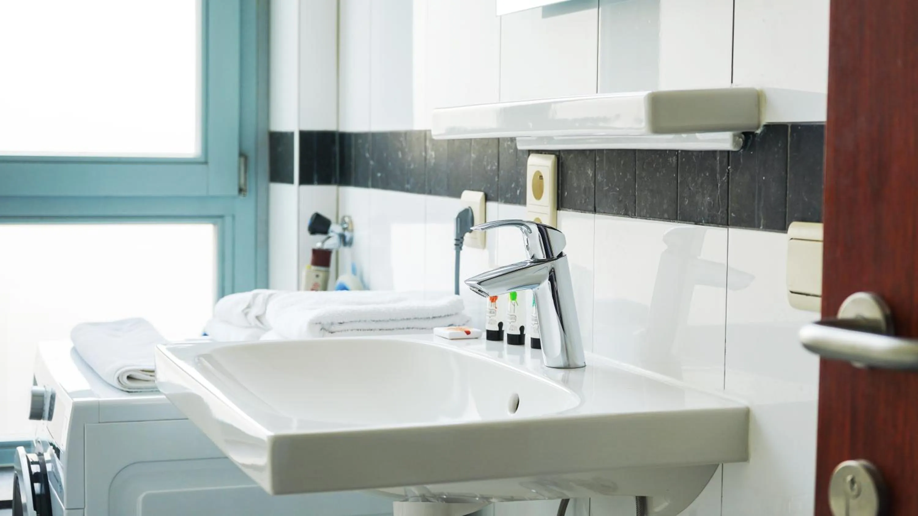 Bathroom in Amosa Liège City Centre Hotel