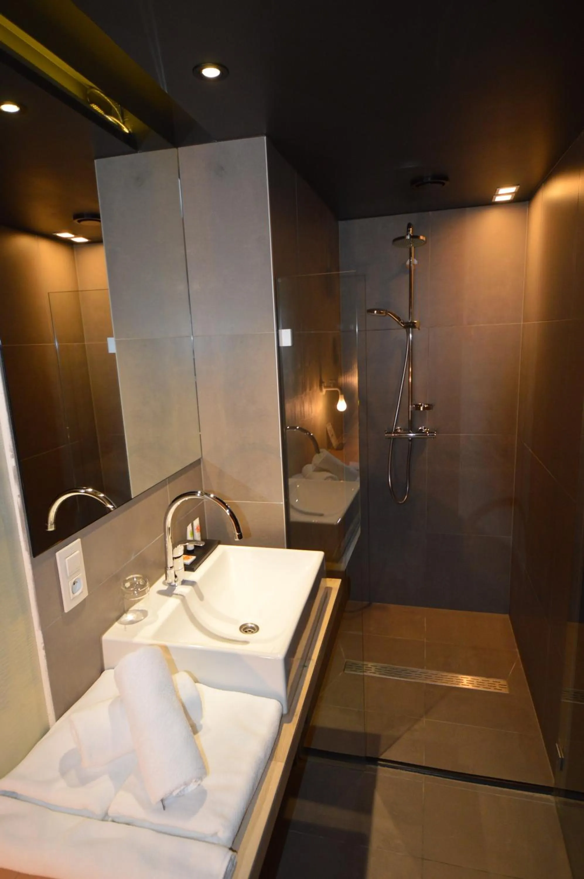 Decorative detail in Amosa Liège City Centre Hotel