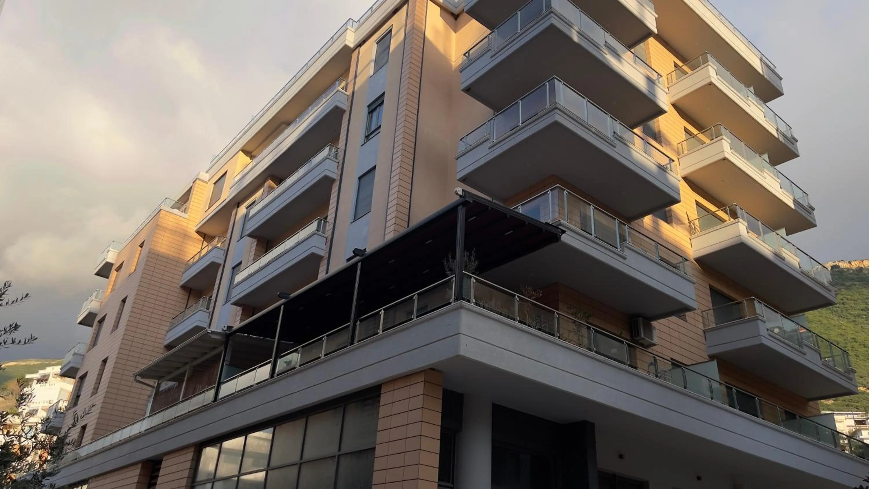 Property building in Dia Apartment Vlore