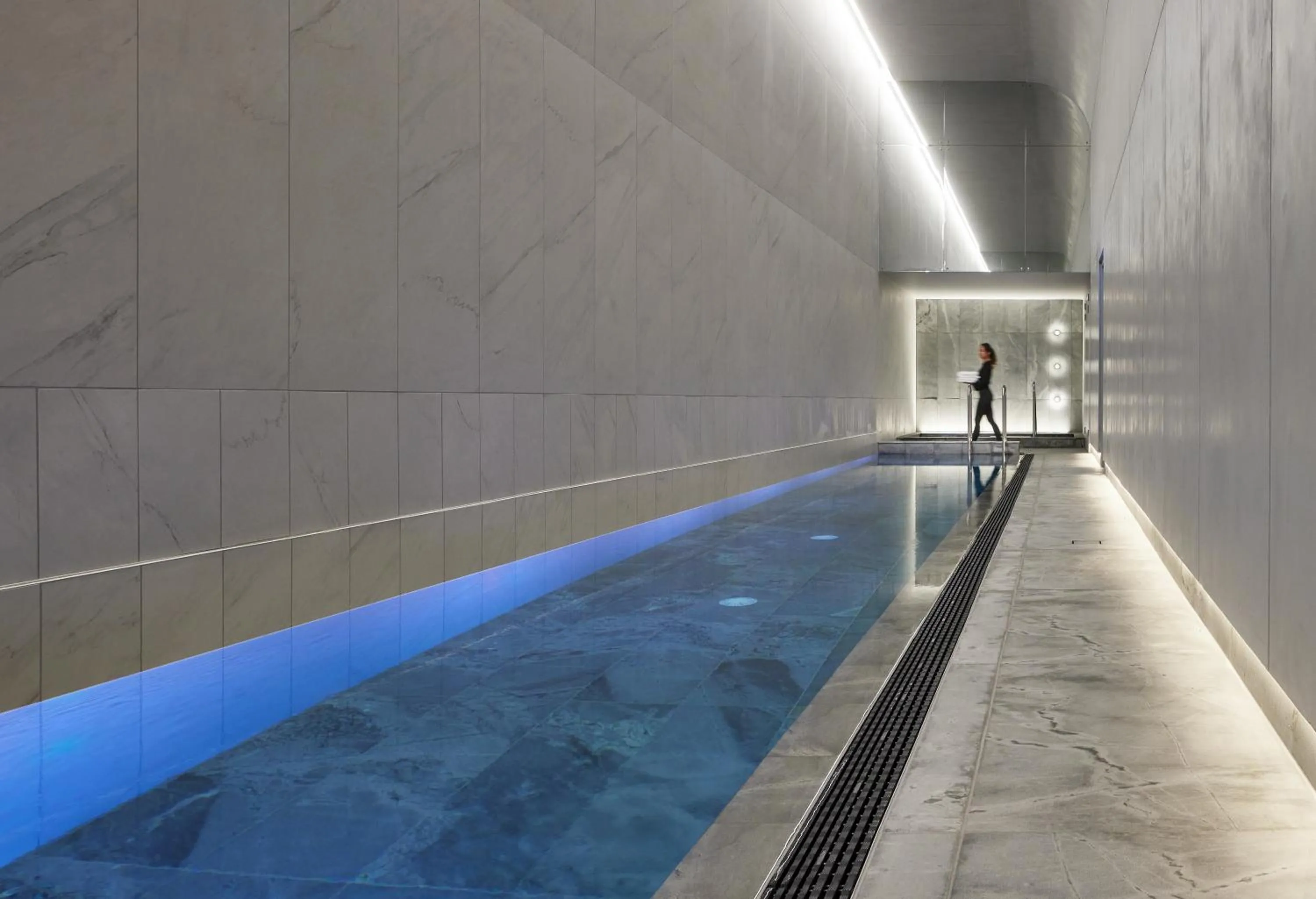 Swimming pool in Lanson Place Parliament Gardens