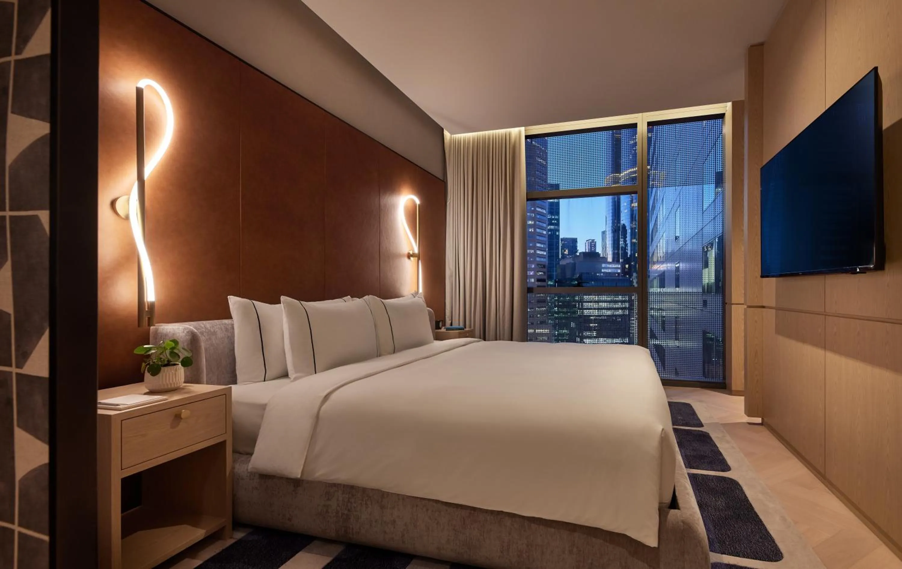 Bed in Lanson Place Parliament Gardens