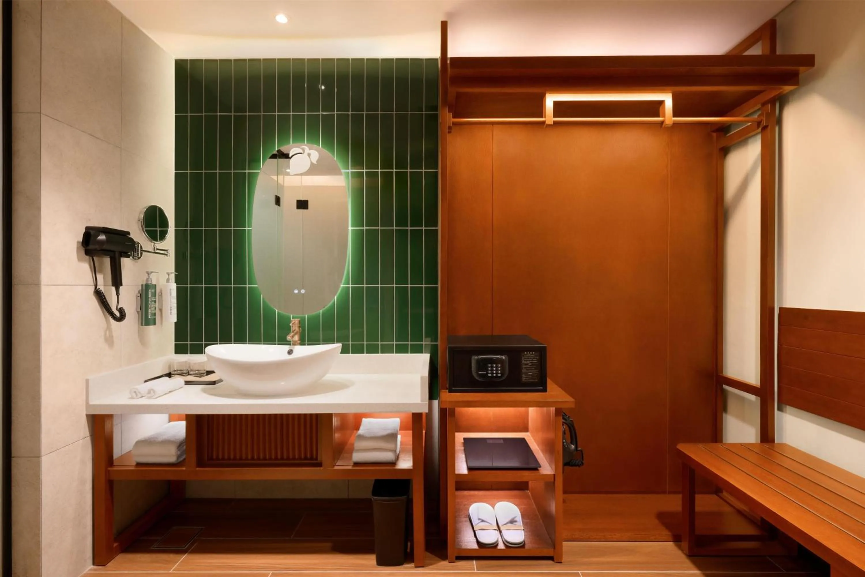 Bathroom in Hilton Garden Inn Kota Kinabalu Tuaran